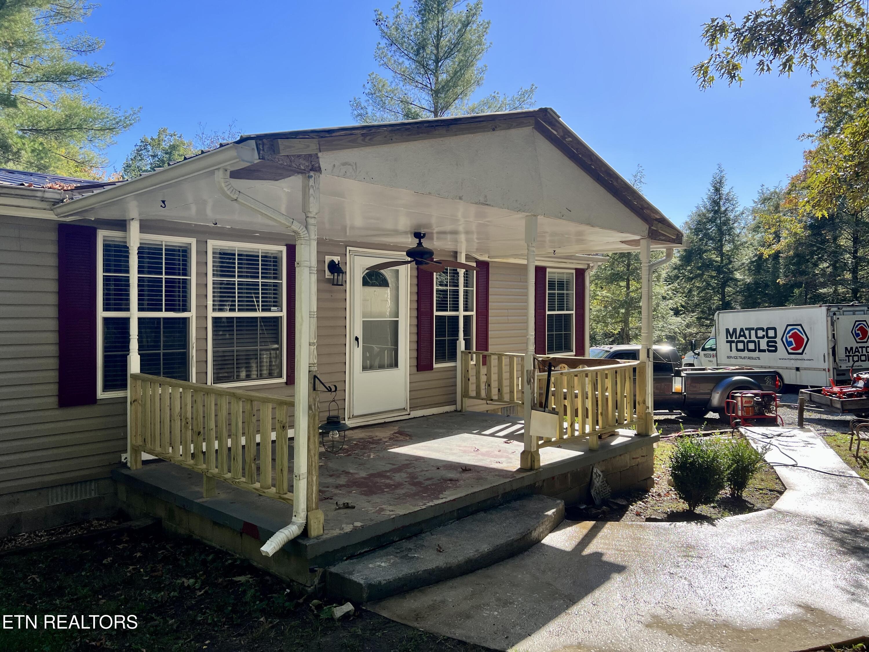 123 Doc Huling Rd Property Photo 2