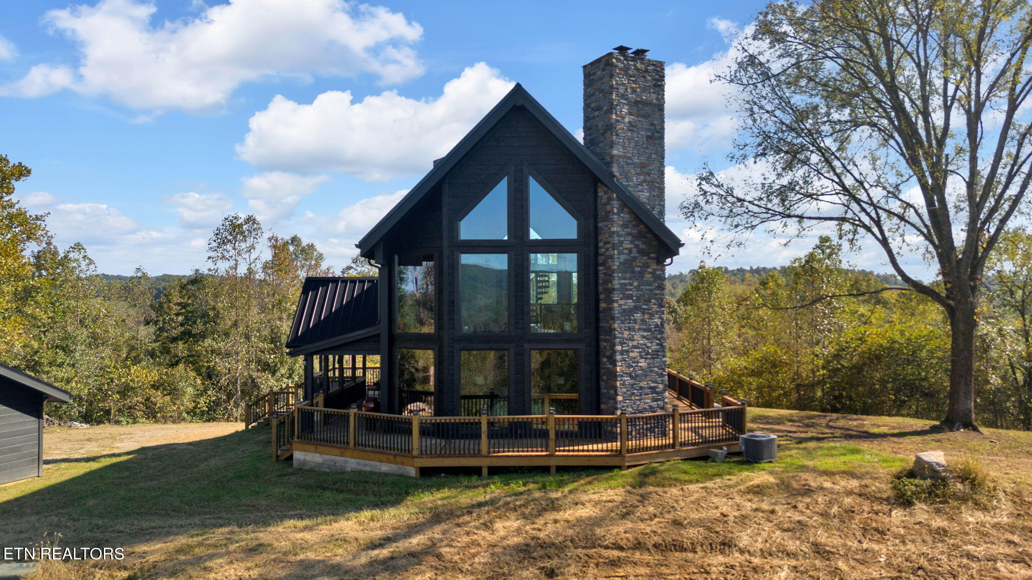 833 Duck Creek Rd Property Photo 11
