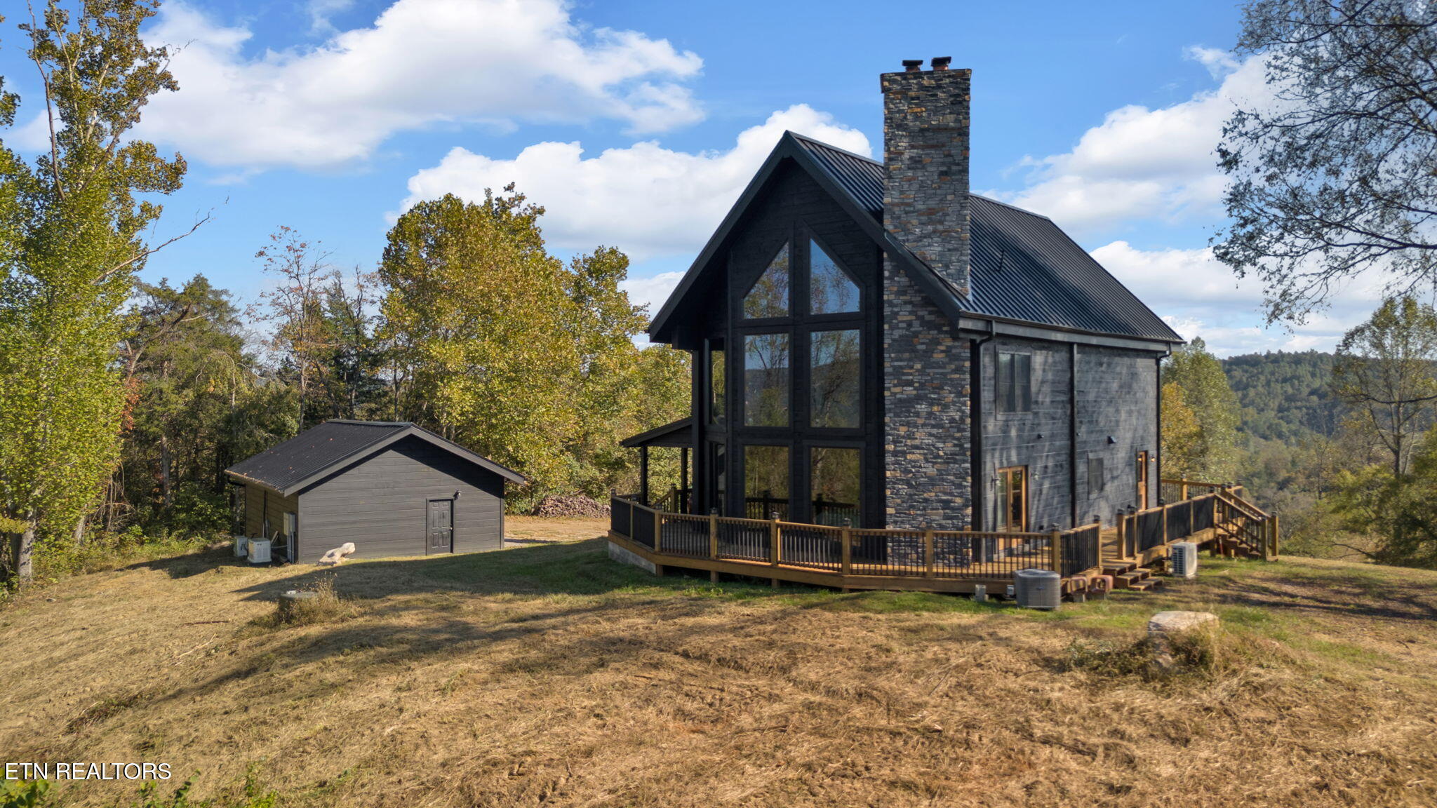 833 Duck Creek Rd Property Photo 12