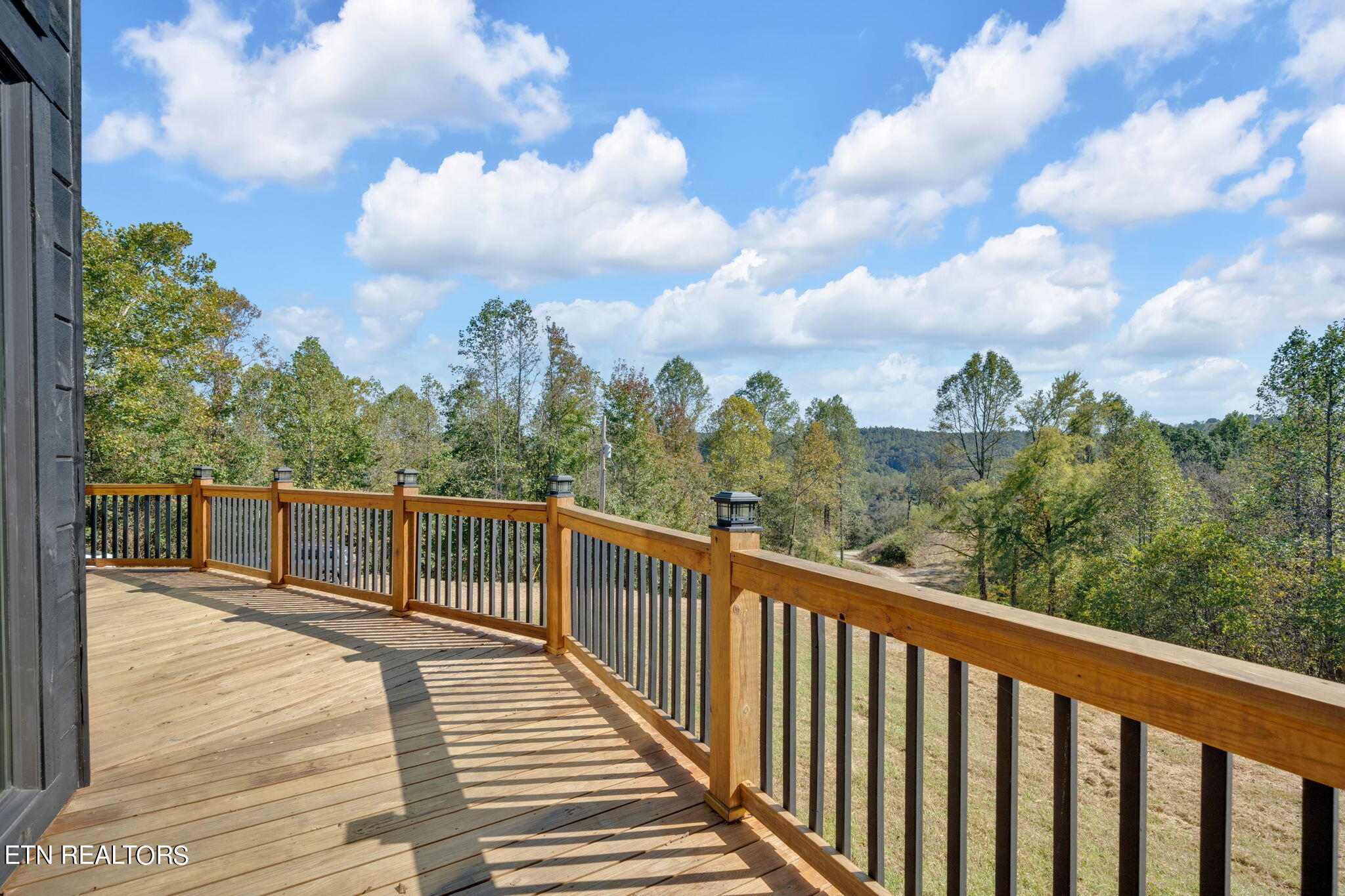 833 Duck Creek Rd Property Photo 18