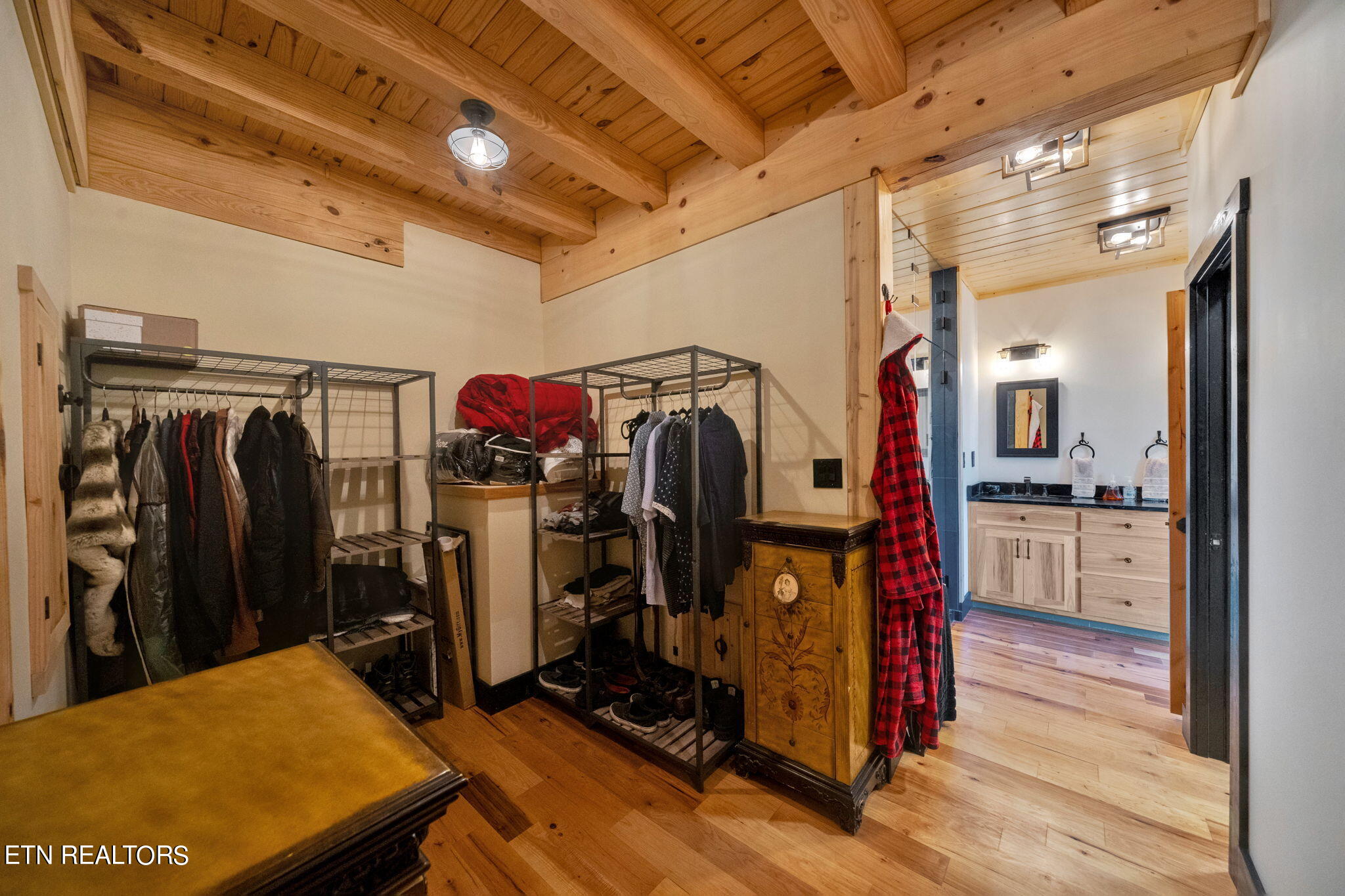 833 Duck Creek Rd Property Photo 26