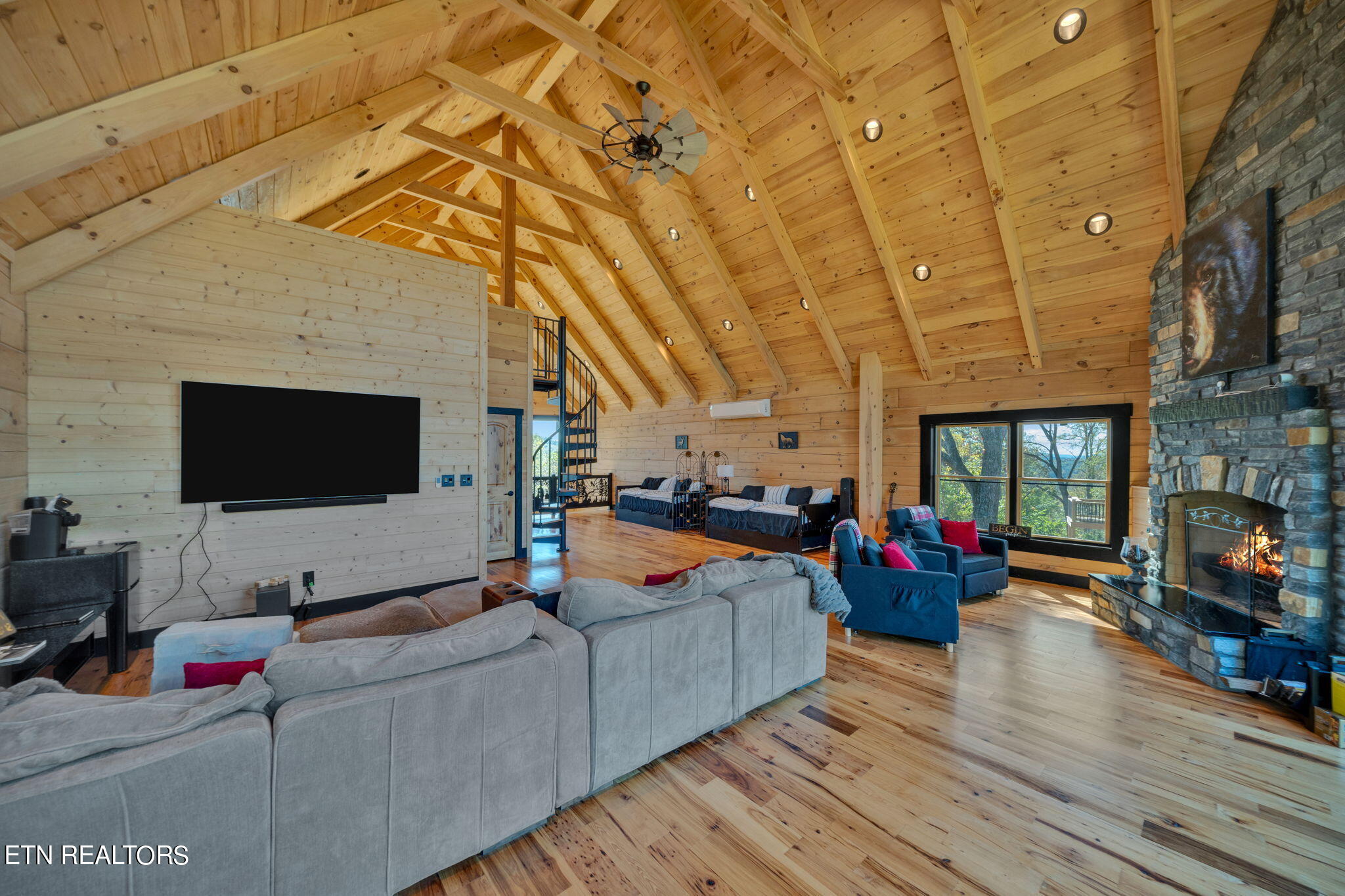 833 Duck Creek Rd Property Photo 41