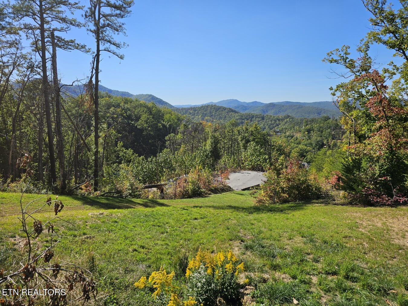 2211 Ridgeland Circle Property Photo