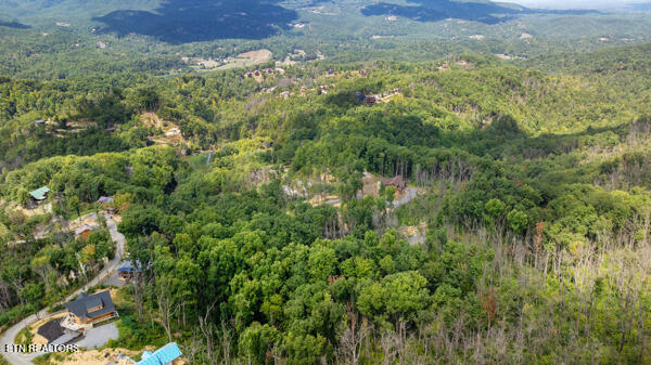 2211 Ridgeland Circle Property Photo 20