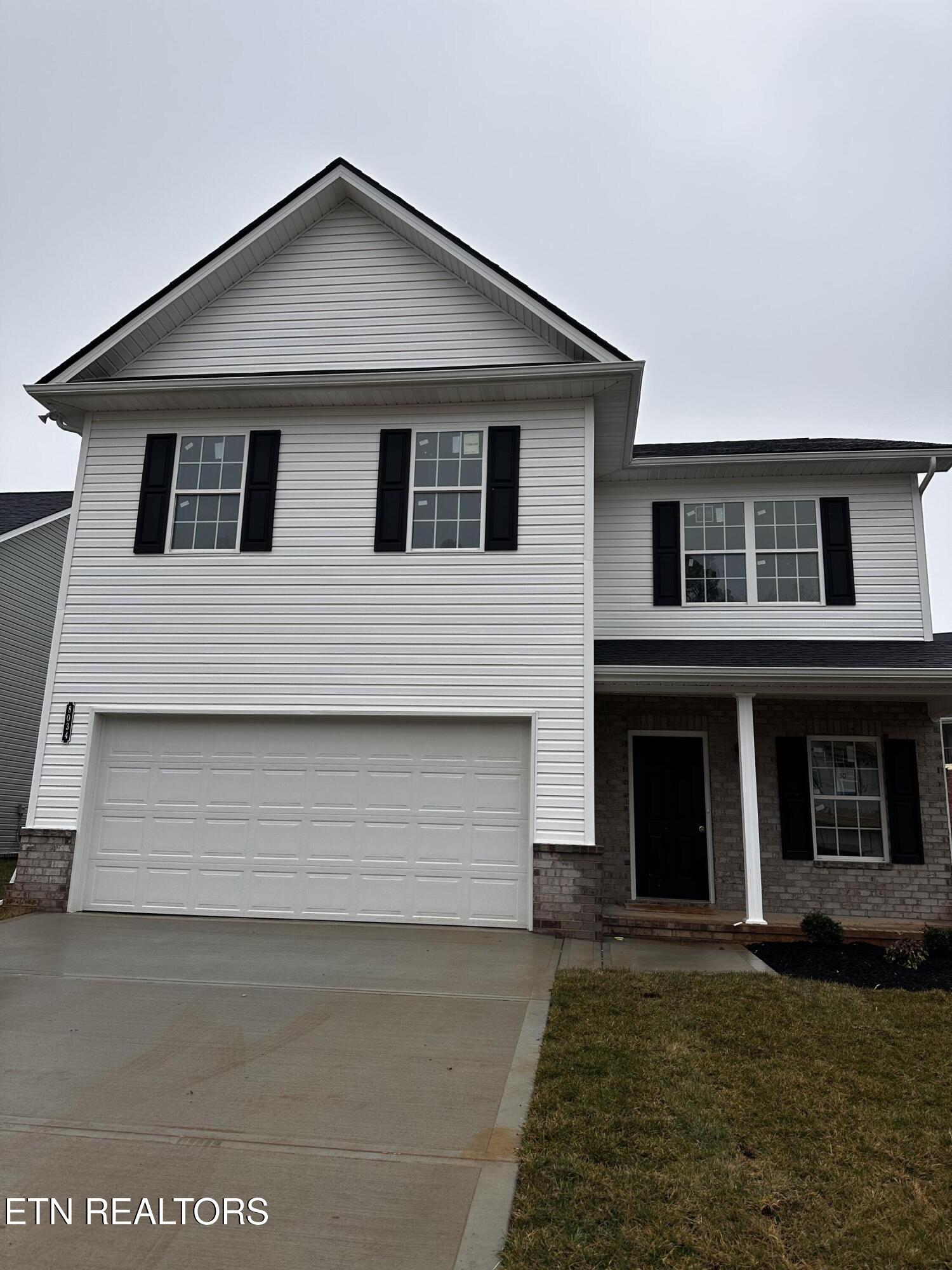 8034 Tree Line Lane Property Photo 6