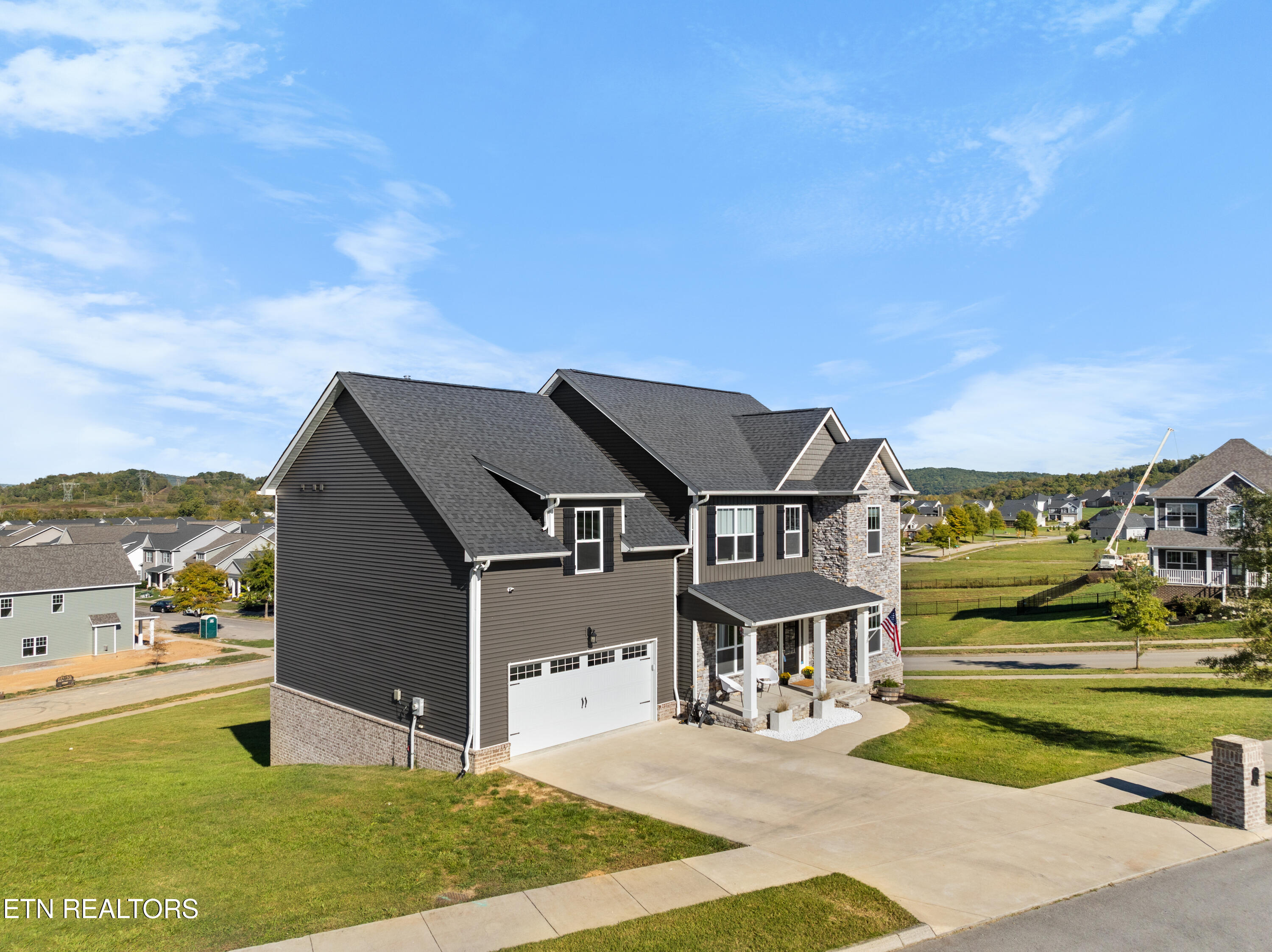 100 Hillberry Rd Property Photo