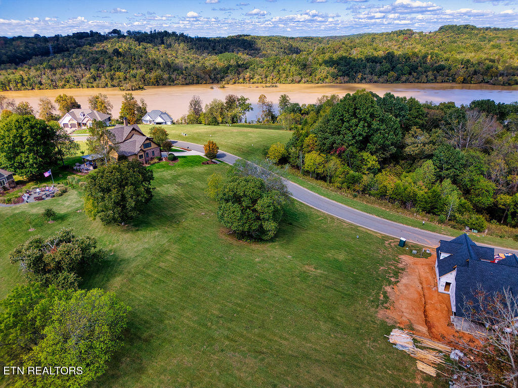 2912 Persimmon Ridge Property Photo 6