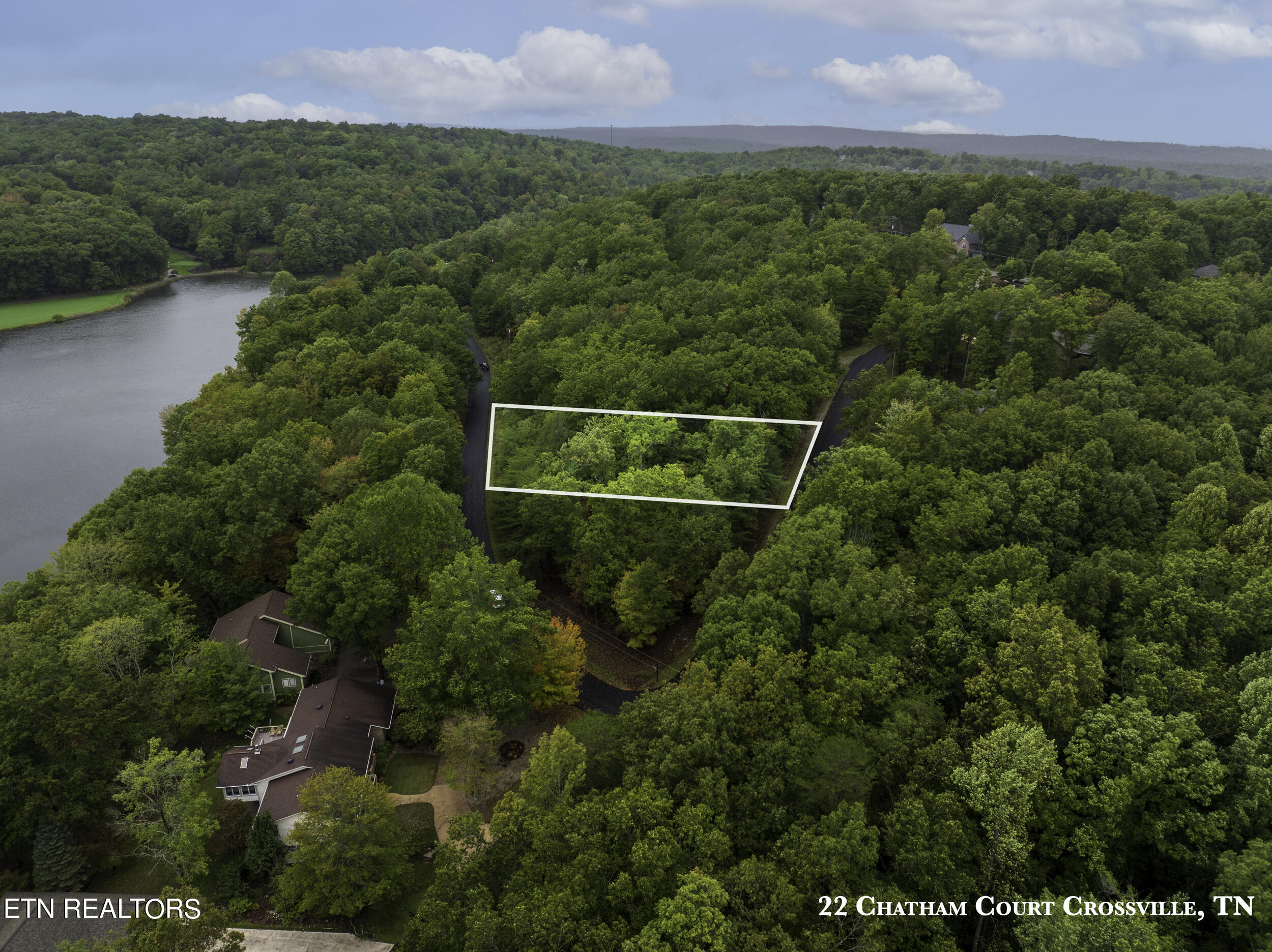 22 Chatham Court Property Photo 2