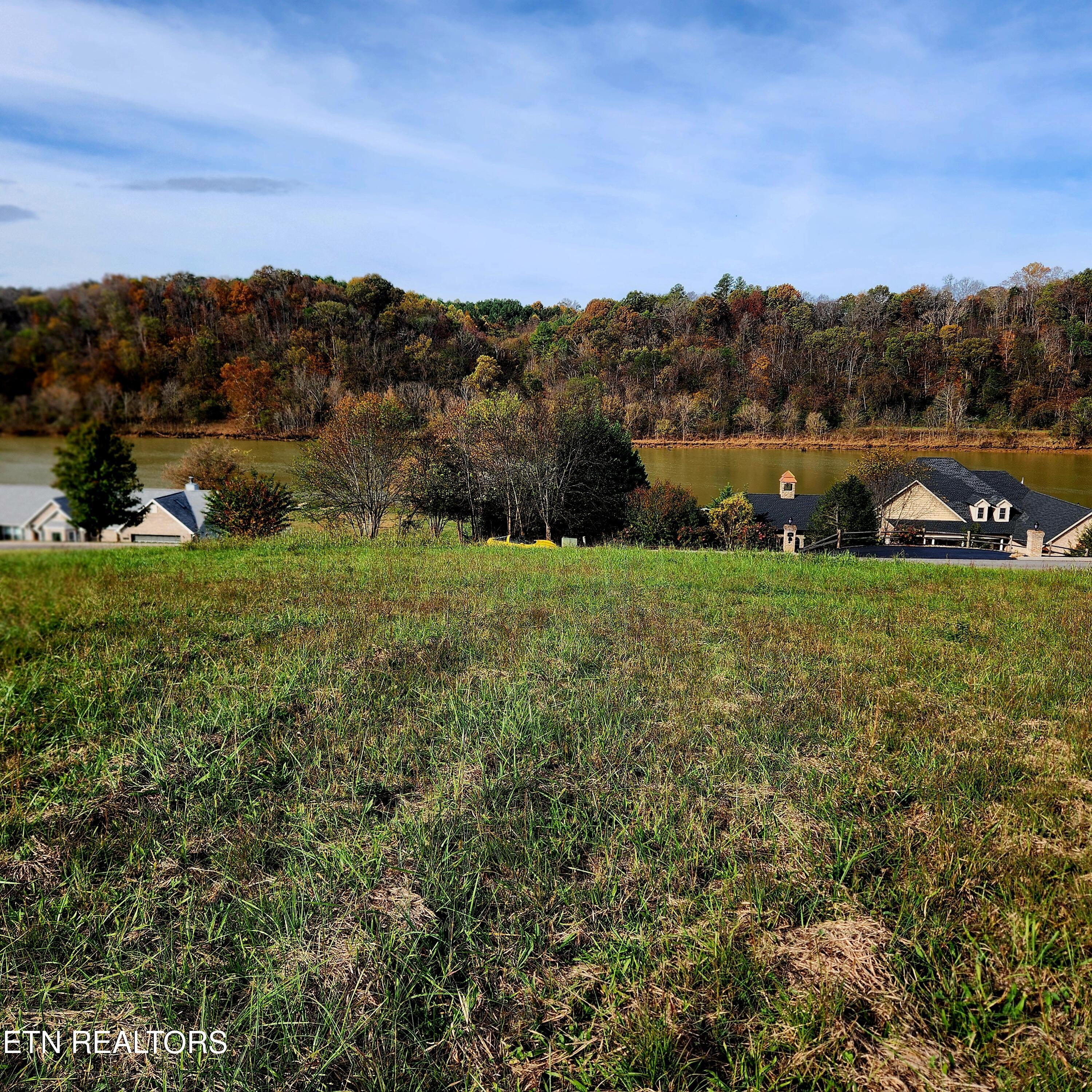 Luther Catlett Circle Property Photo 1