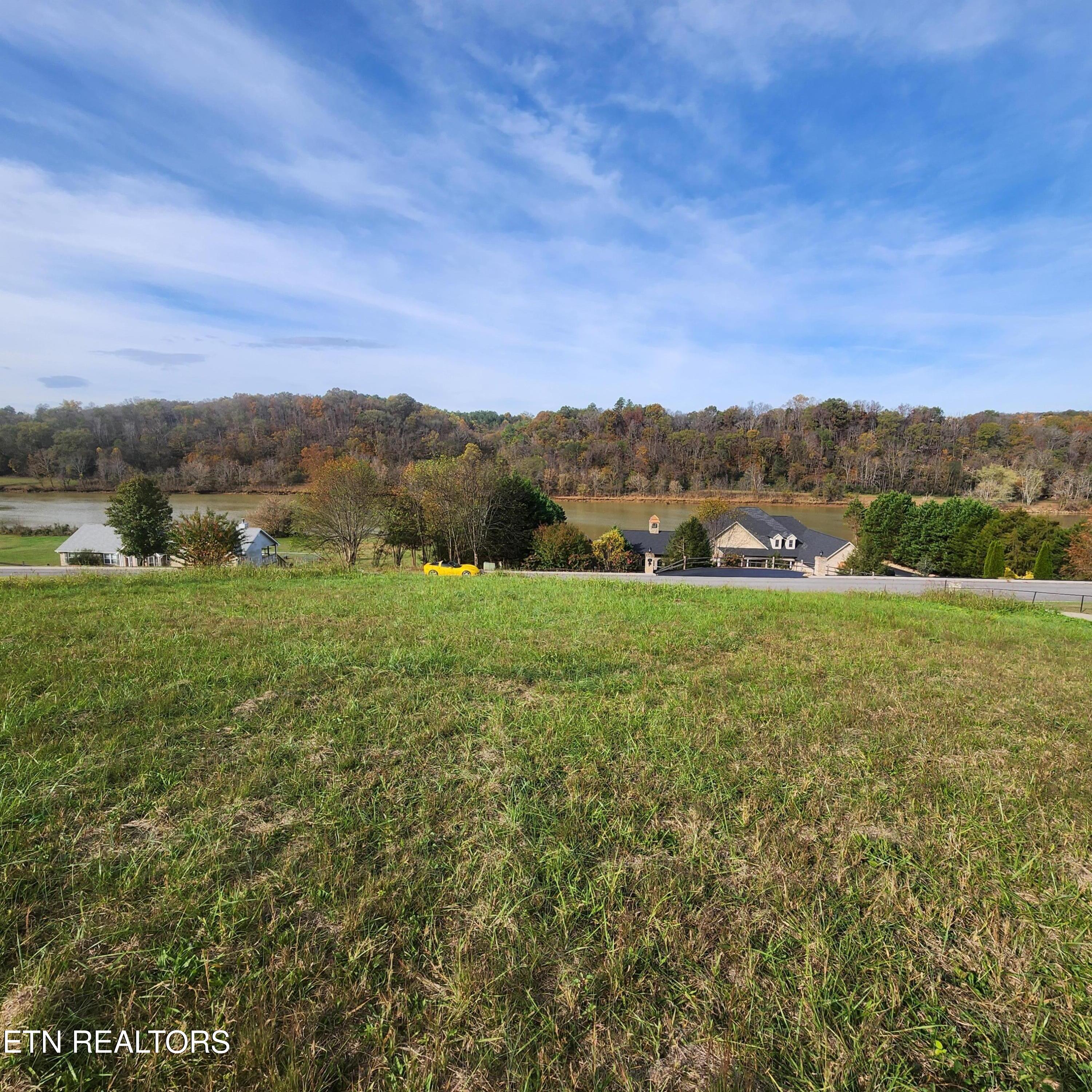 Luther Catlett Circle Property Photo 4