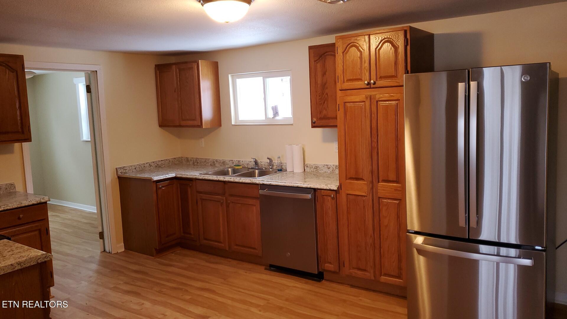 1225 Snodgrass Rd Property Photo 10