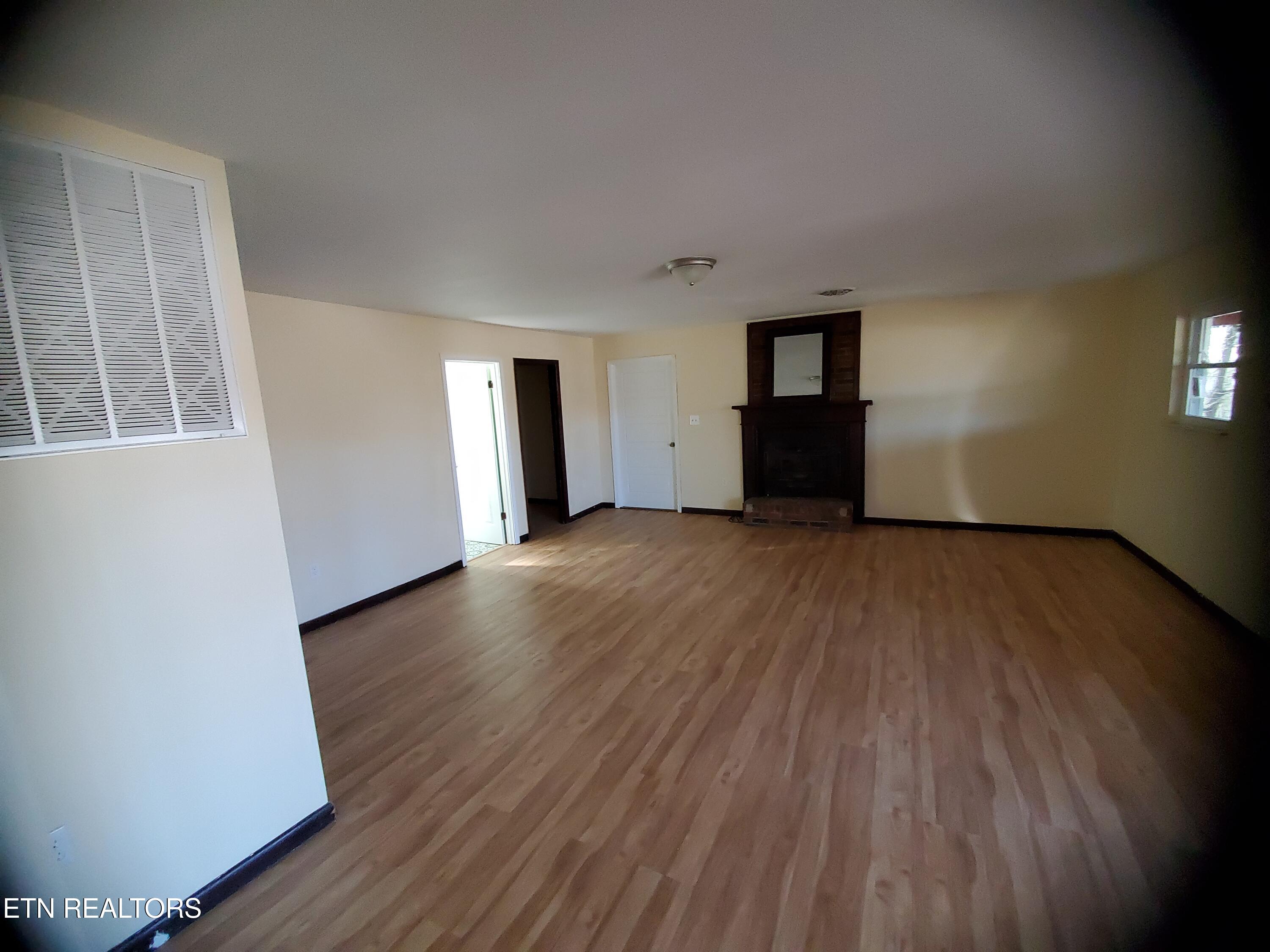 1225 Snodgrass Rd Property Photo 15