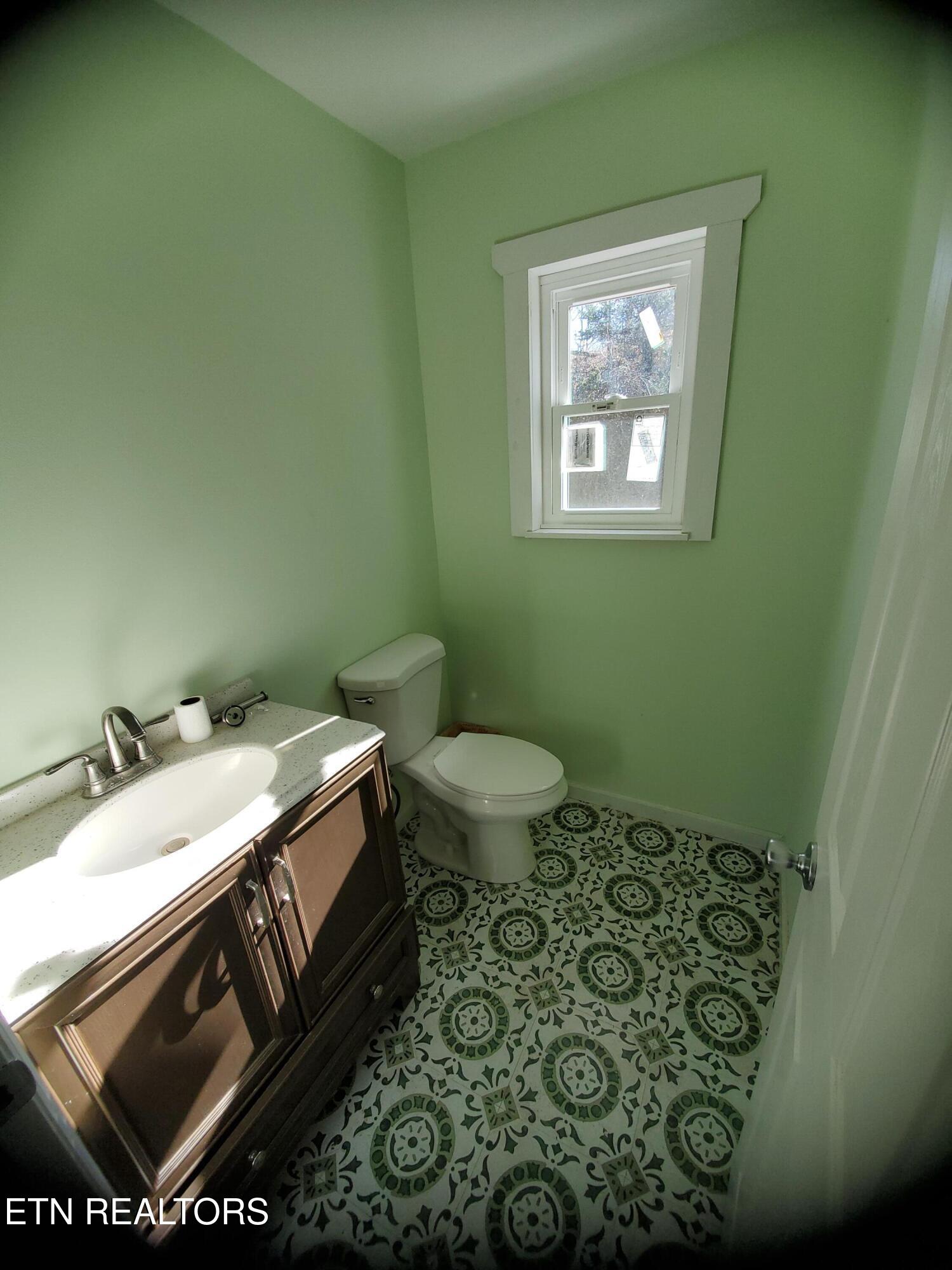 1225 Snodgrass Rd Property Photo 25