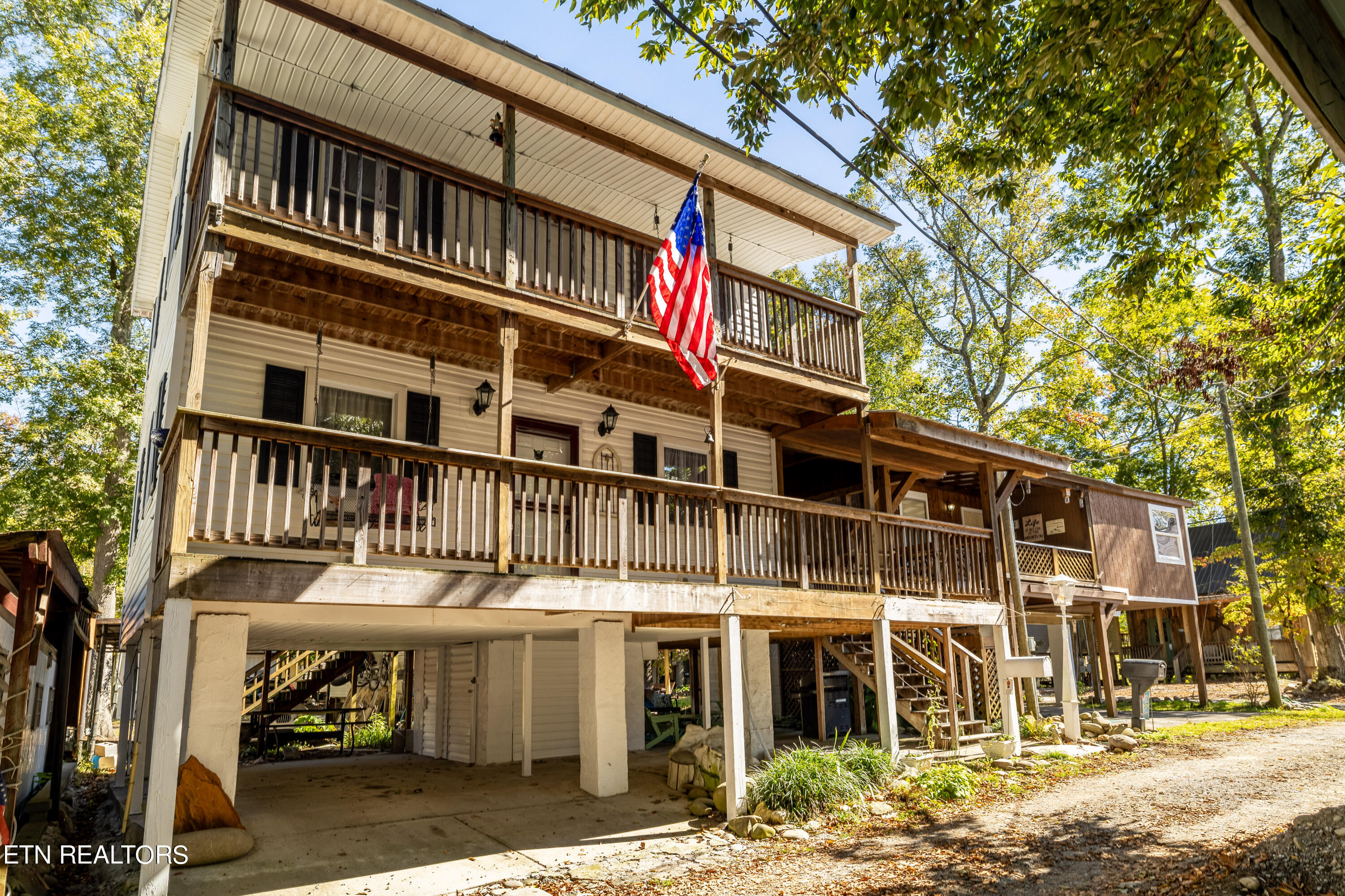 G2 & G3 Carnes Rd Property Photo 1