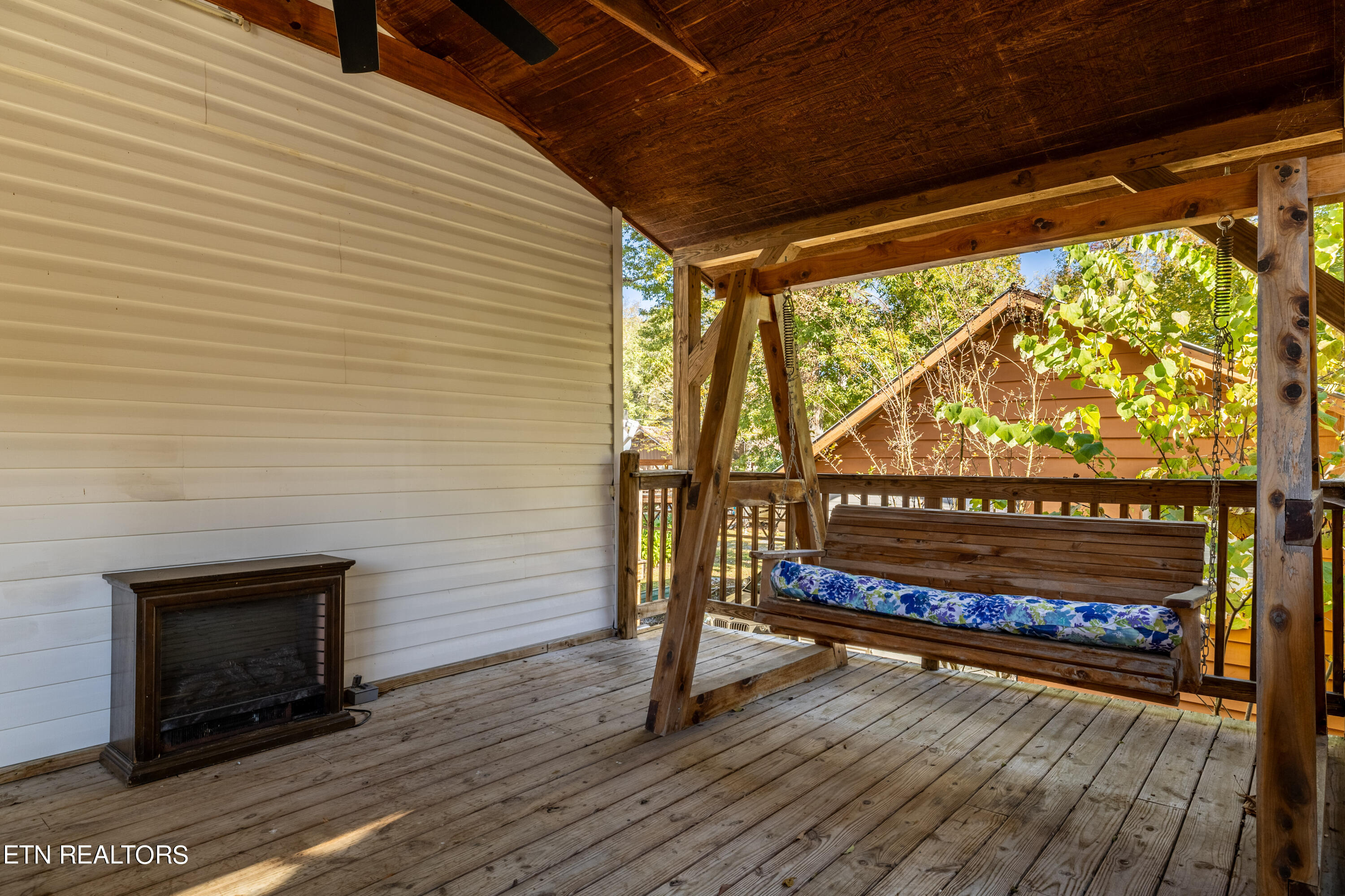 G2 & G3 Carnes Rd Property Photo 5