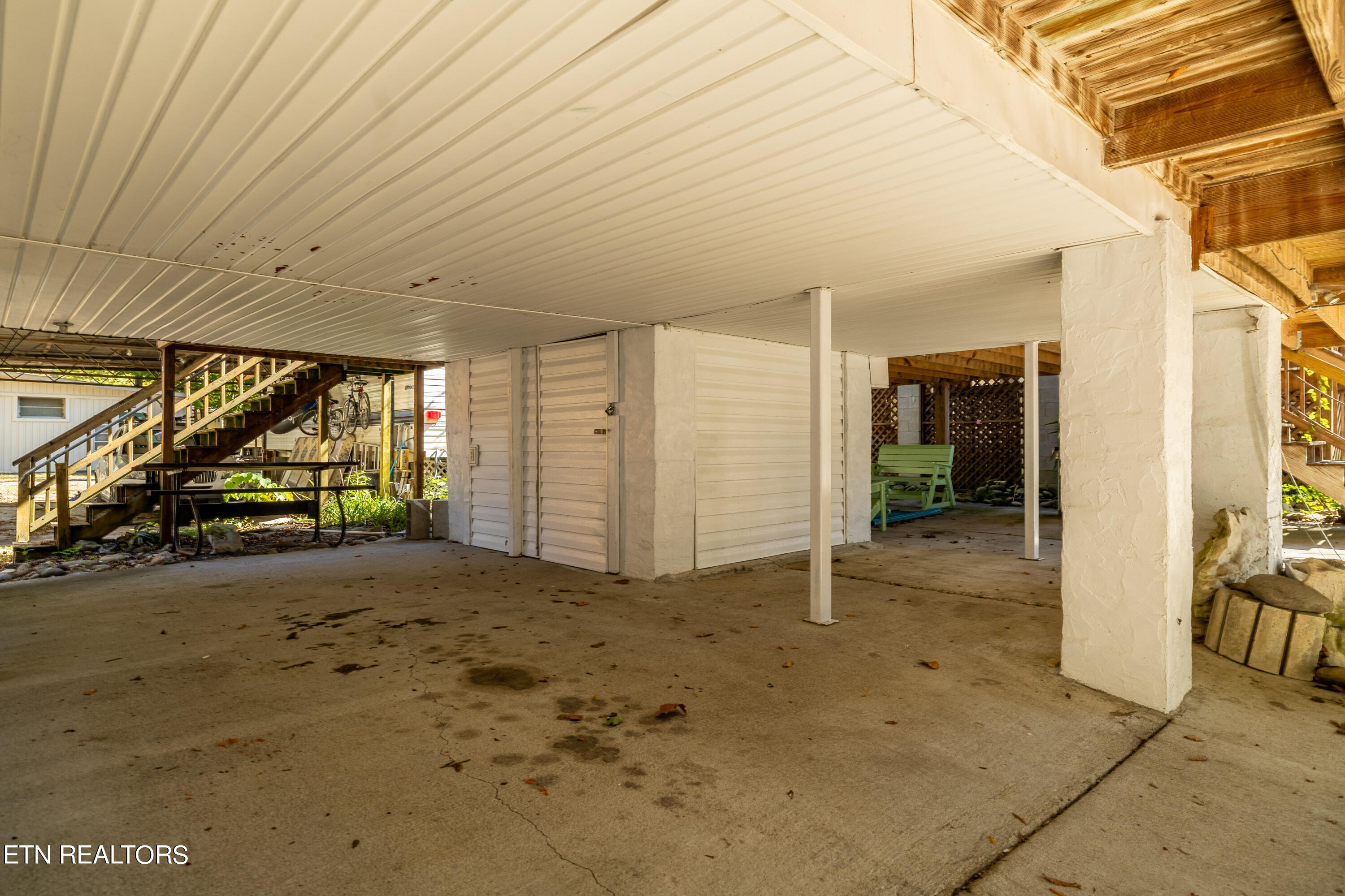 G2 & G3 Carnes Rd Property Photo 38