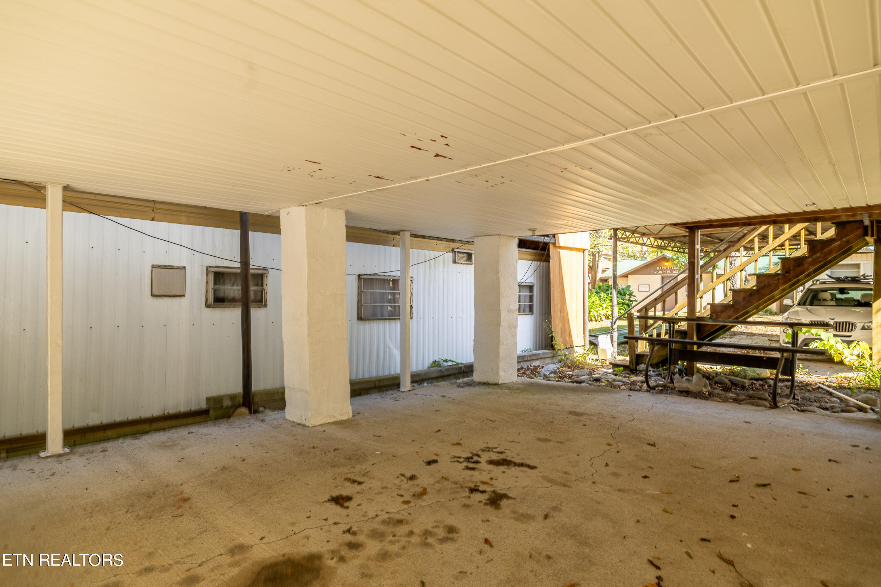 G2 & G3 Carnes Rd Property Photo 41