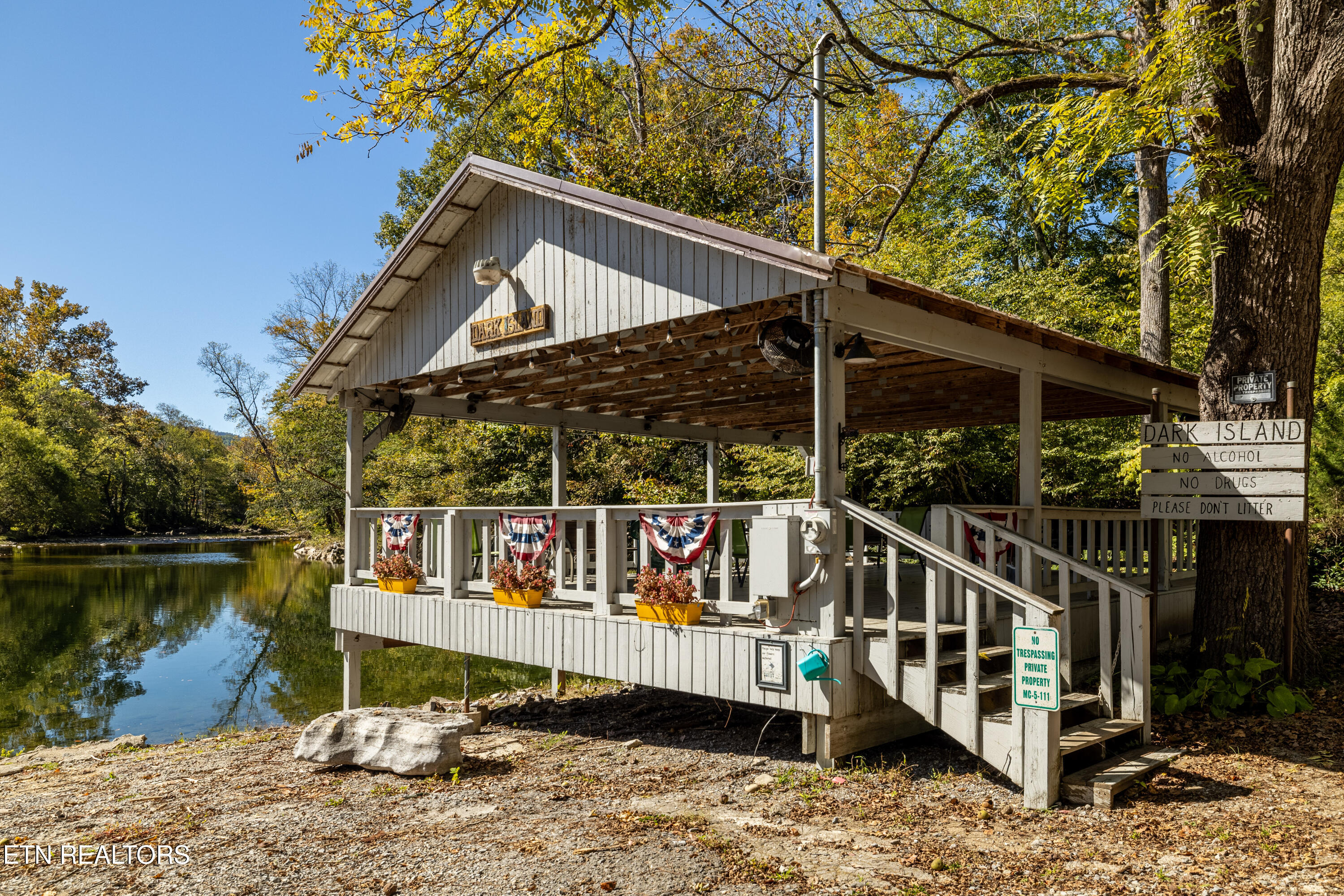 G2 & G3 Carnes Rd Property Photo 44