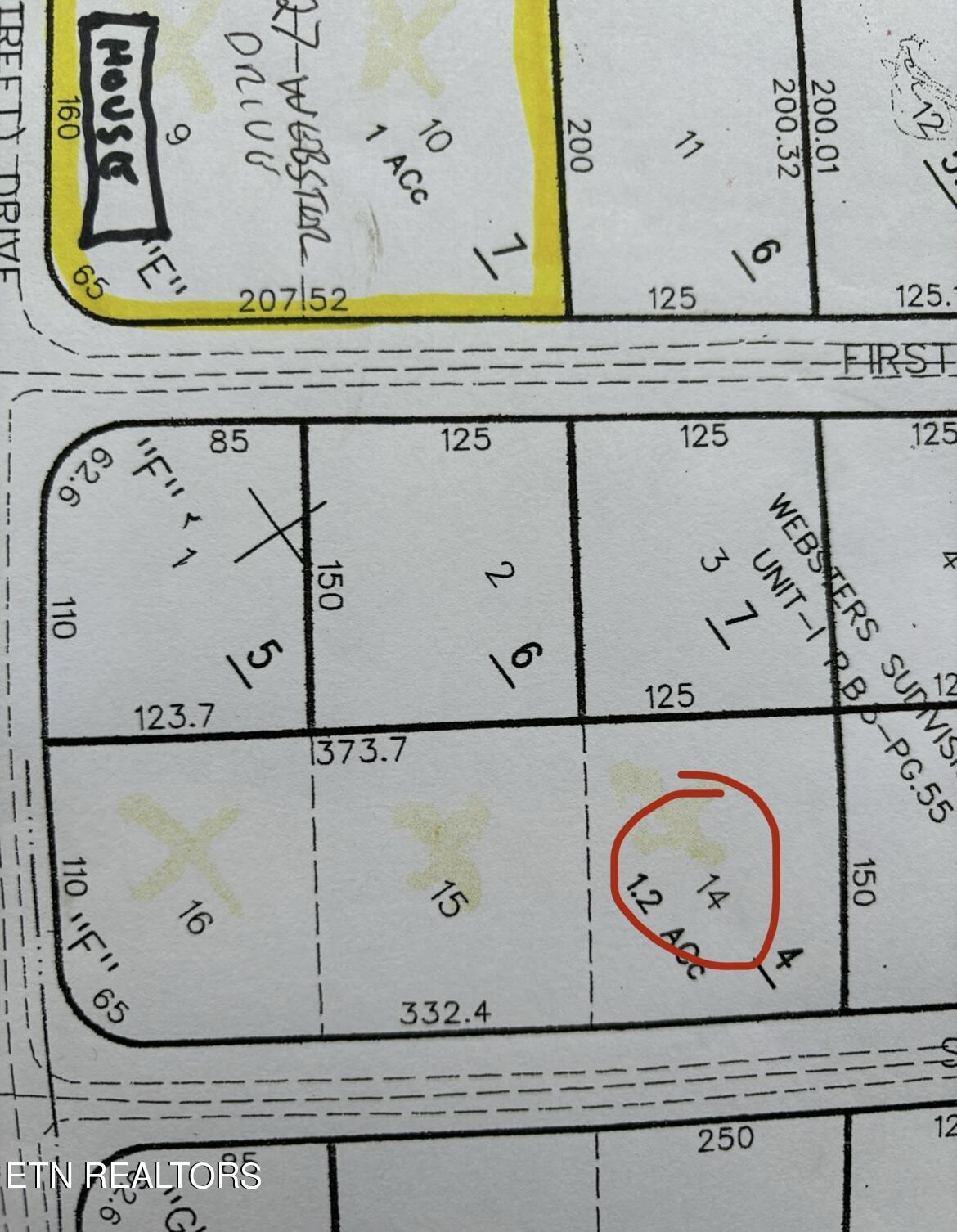 126 2nd St Property Photo 3