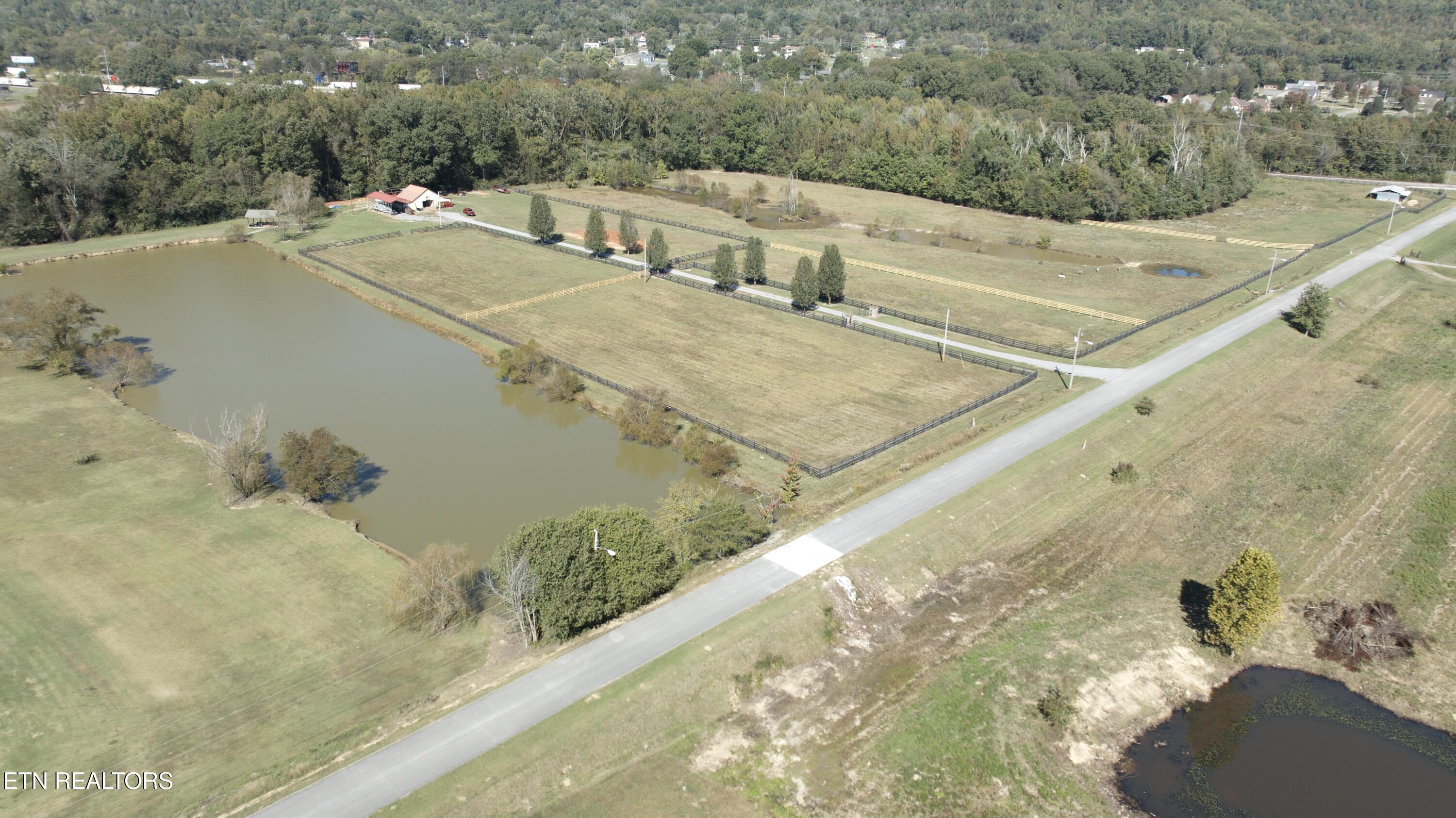 S River Edge Drive Property Photo 10