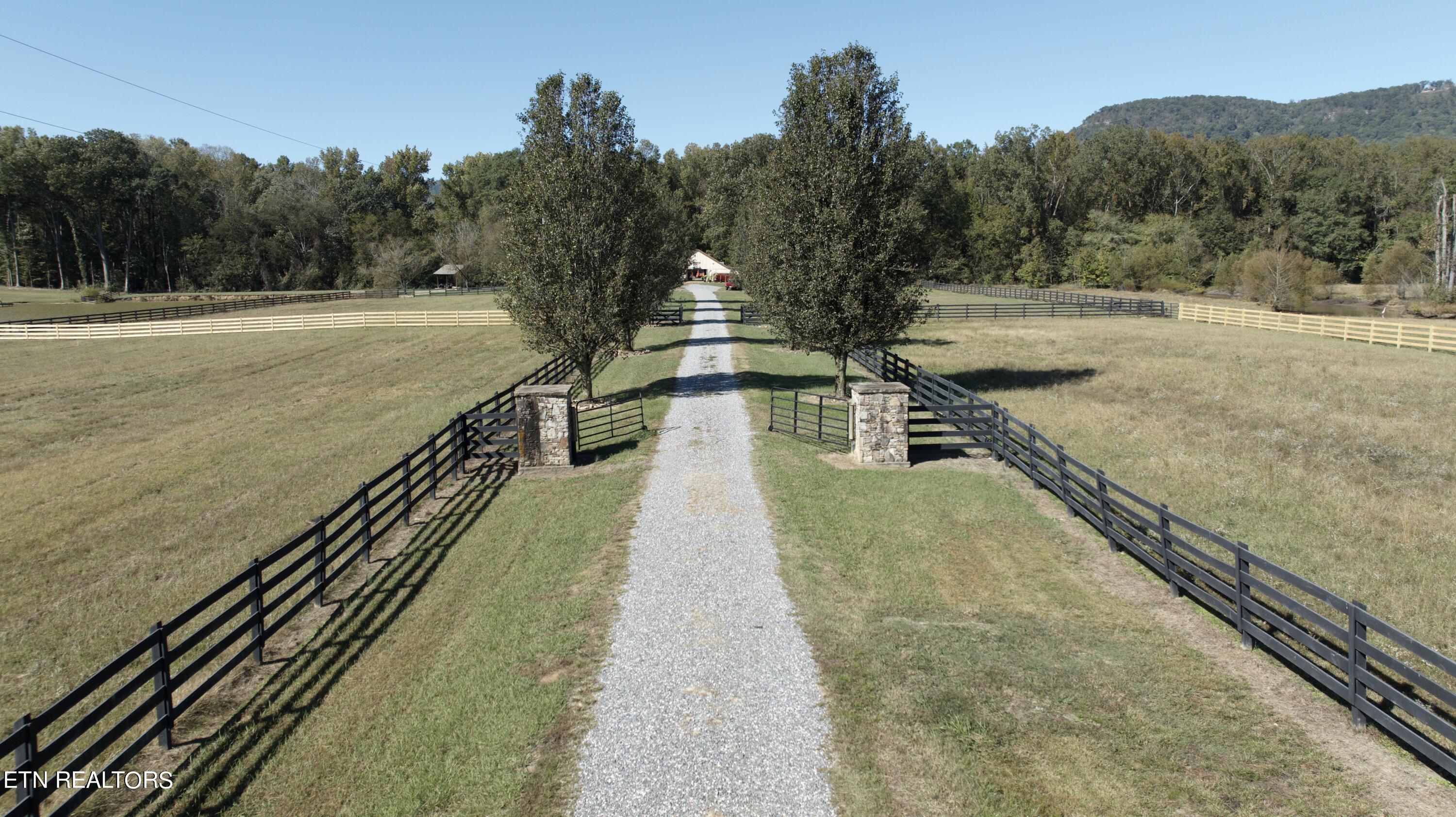 S River Edge Drive Property Photo 14