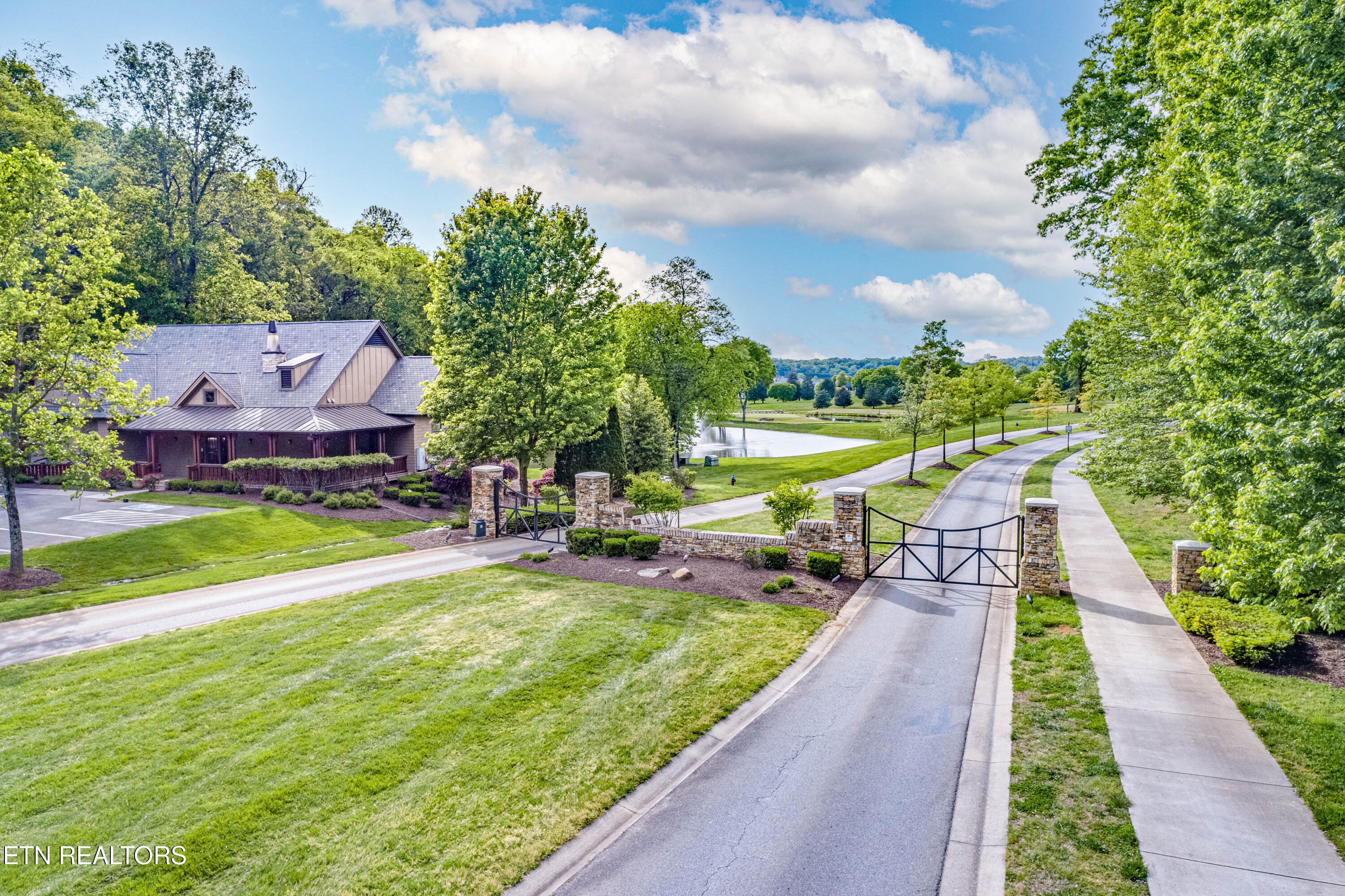 696 Black Bear Circle Property Photo 21