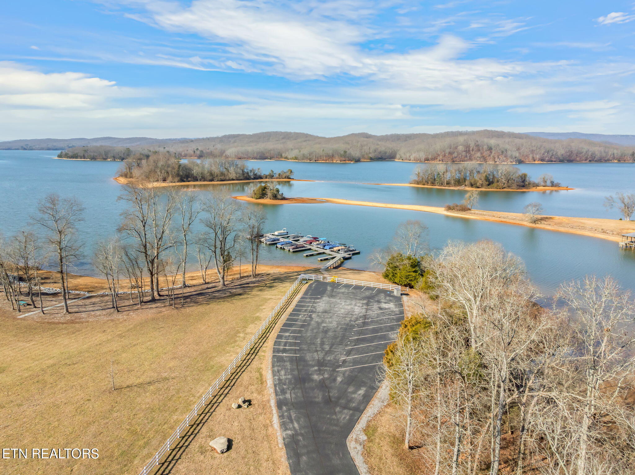 428 Water View Drive Property Photo 14