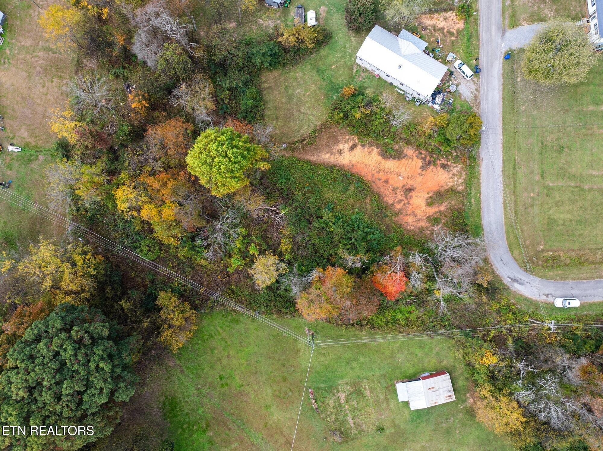 Sunflower Circle Property Photo 3