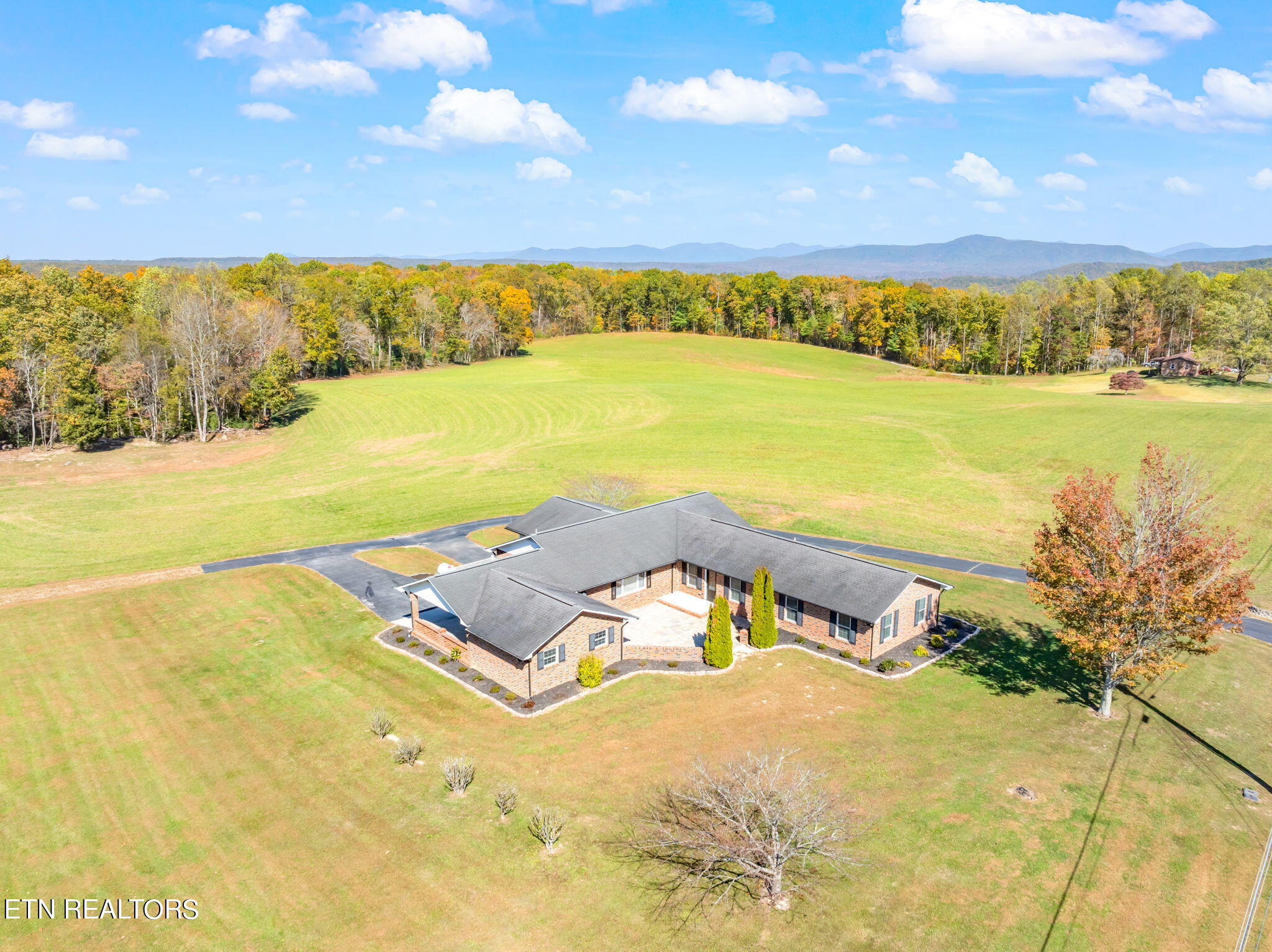 280 Blake Rd Property Photo