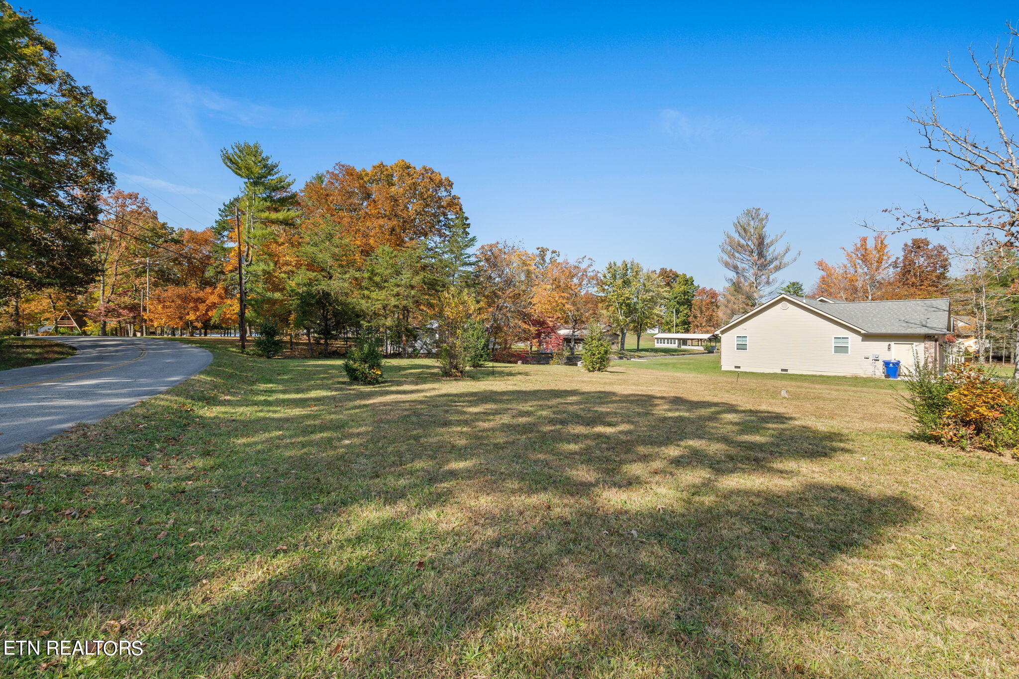 9435 Cherokee Tr Property Photo 9