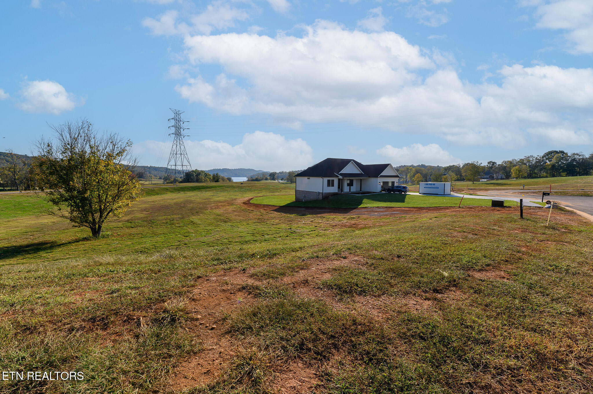121 Purple Iris Place Property Photo 2