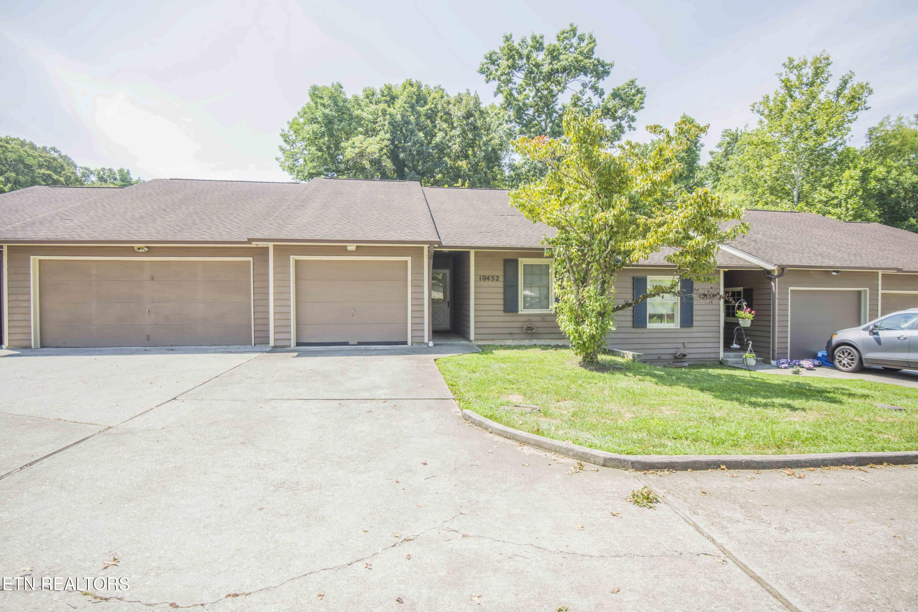 10452 Laura Lee Lane Property Photo 3