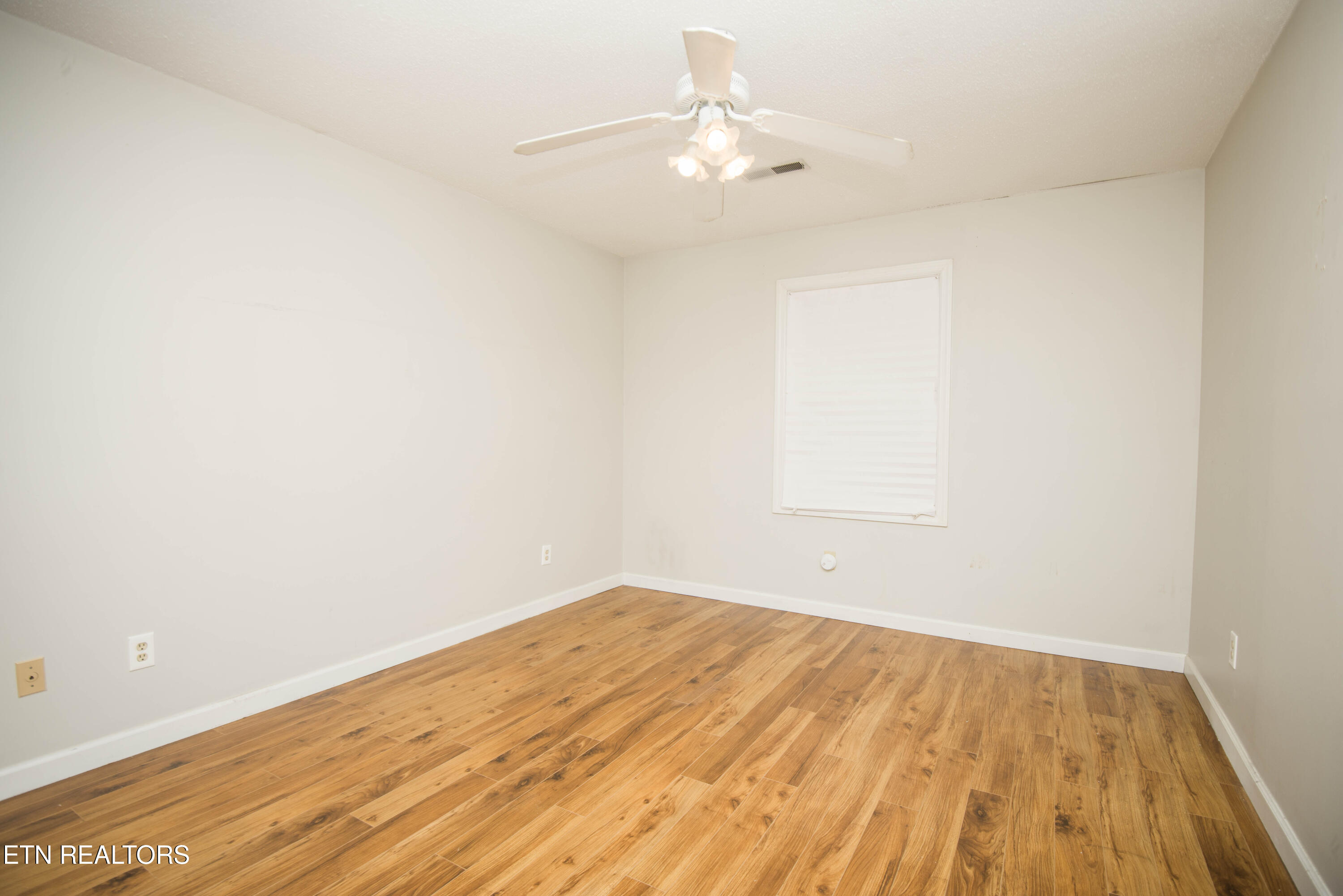10452 Laura Lee Lane Property Photo 12