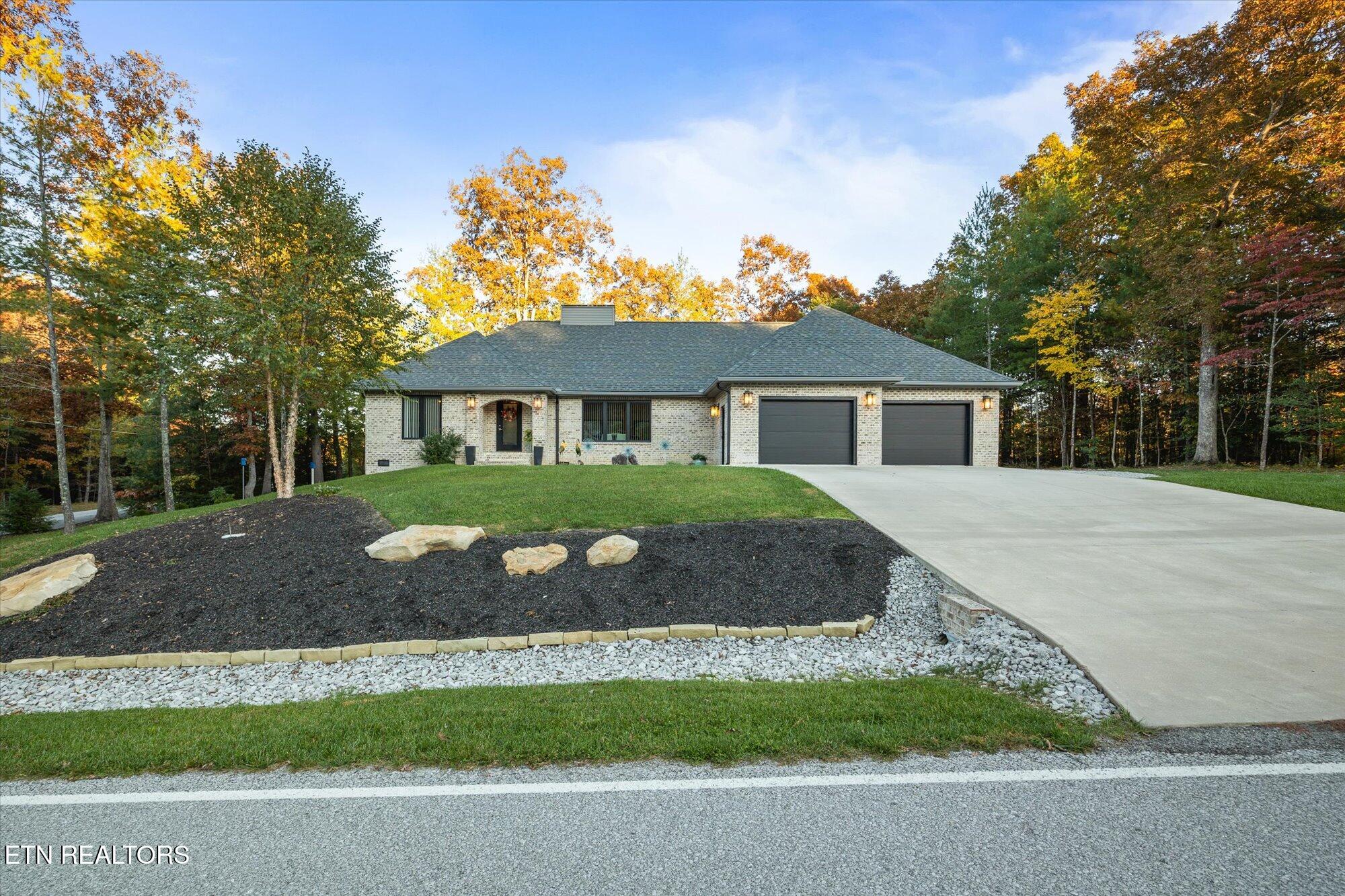 194 Forest View Drive Property Photo