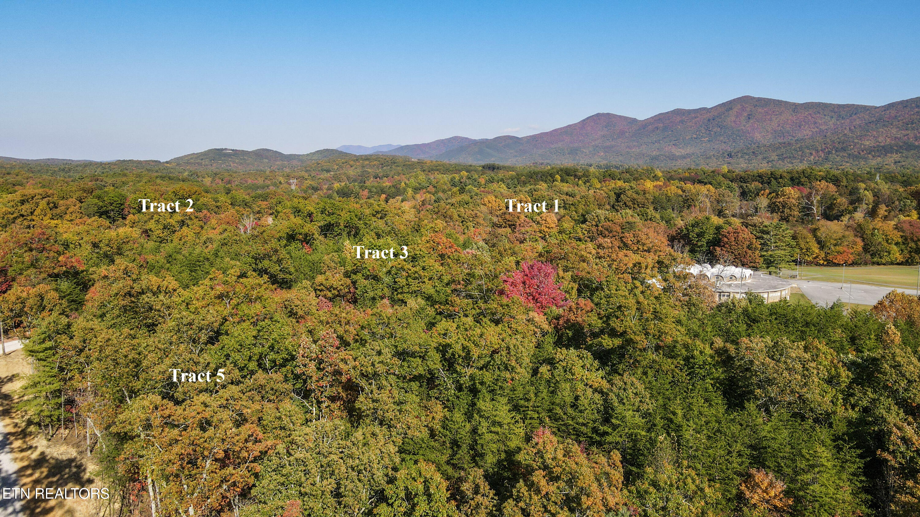 102 Cherokee Path Property Photo 44