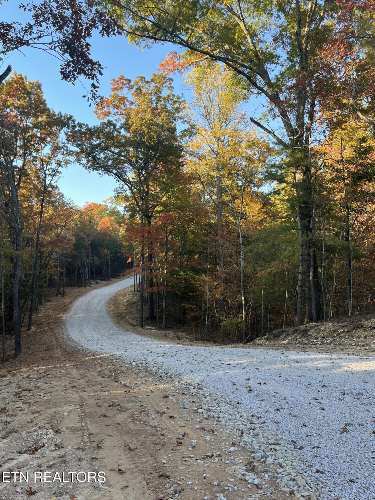 107 Cherokee Path Property Photo 27