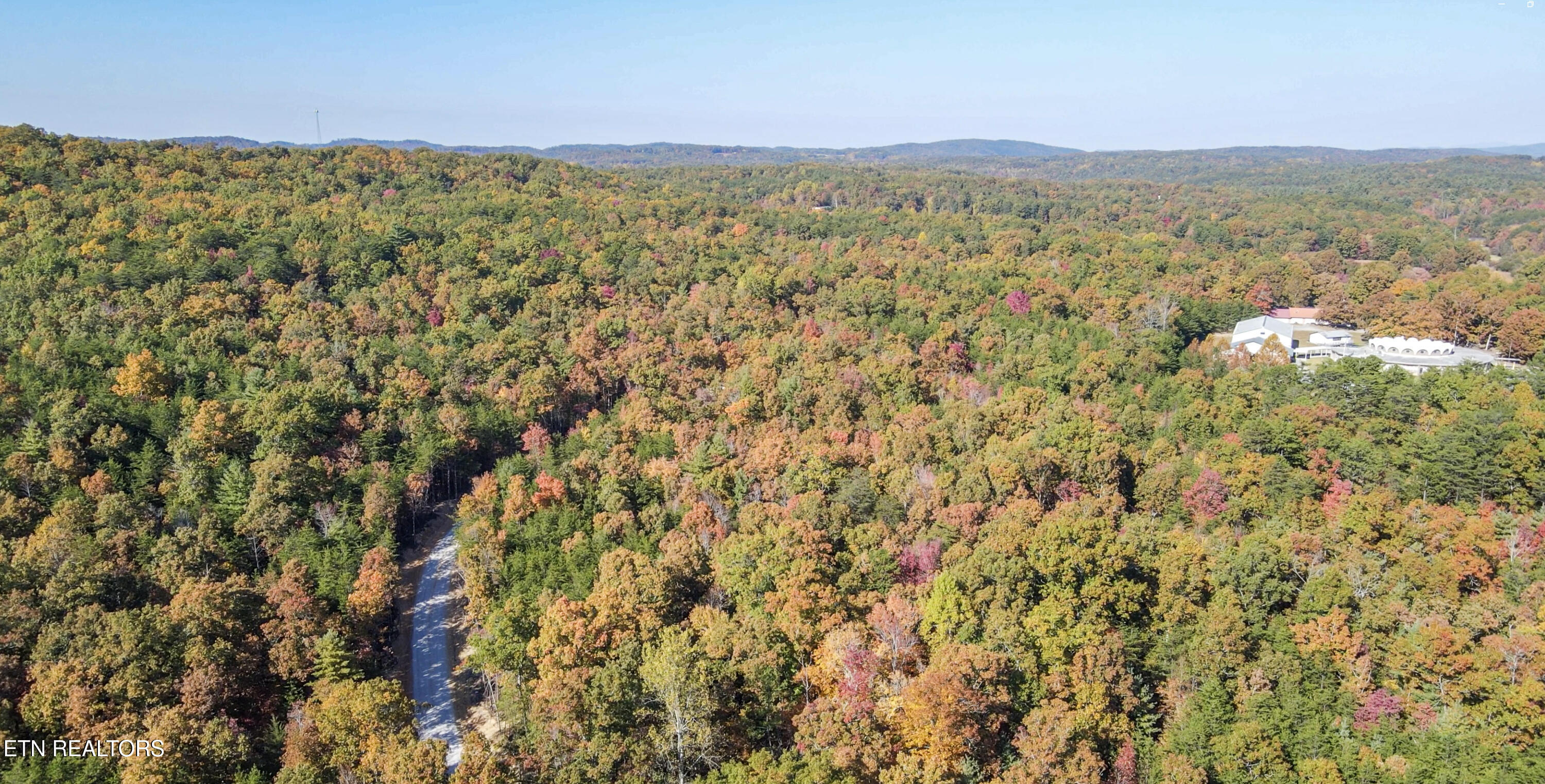 107 Cherokee Path Property Photo 44