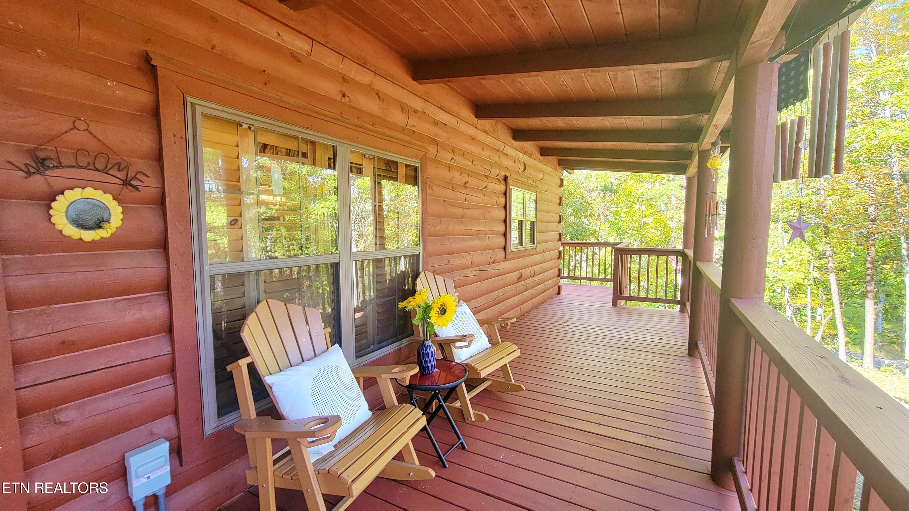 1440 Red Cedar Lane Property Photo 4