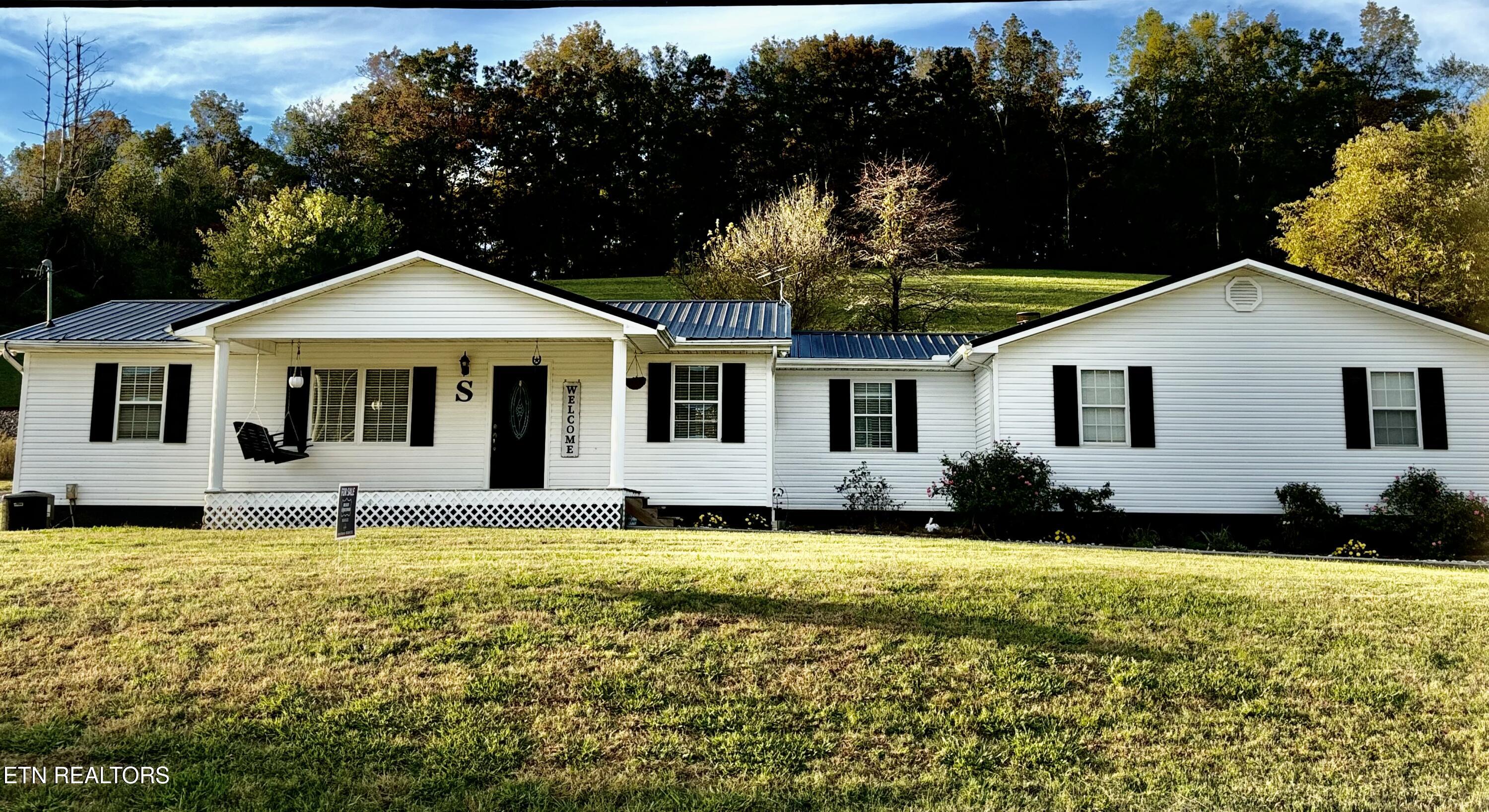 11276 Highway 131 Property Photo