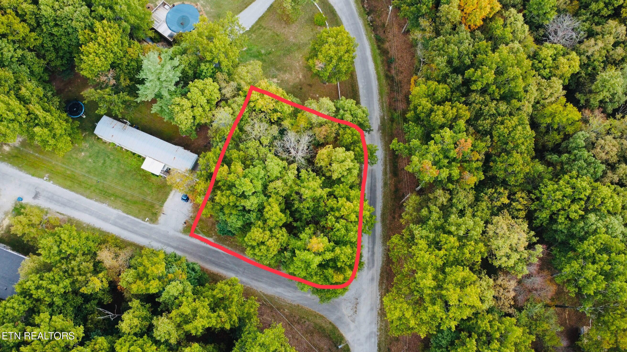100 Ola Circle Property Photo 6