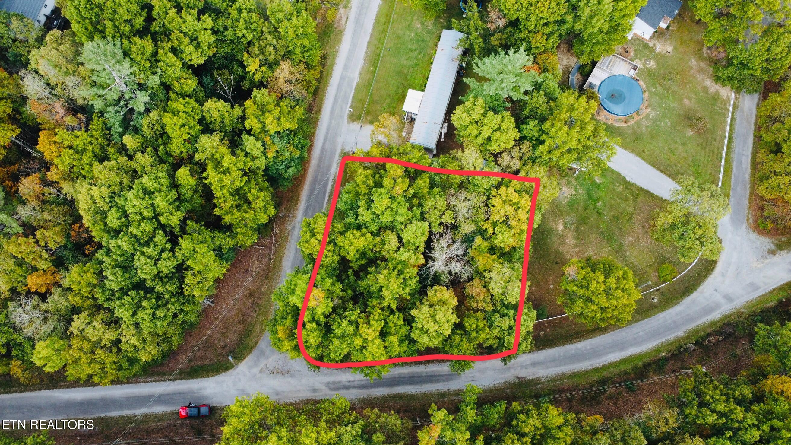 100 Ola Circle Property Photo 15