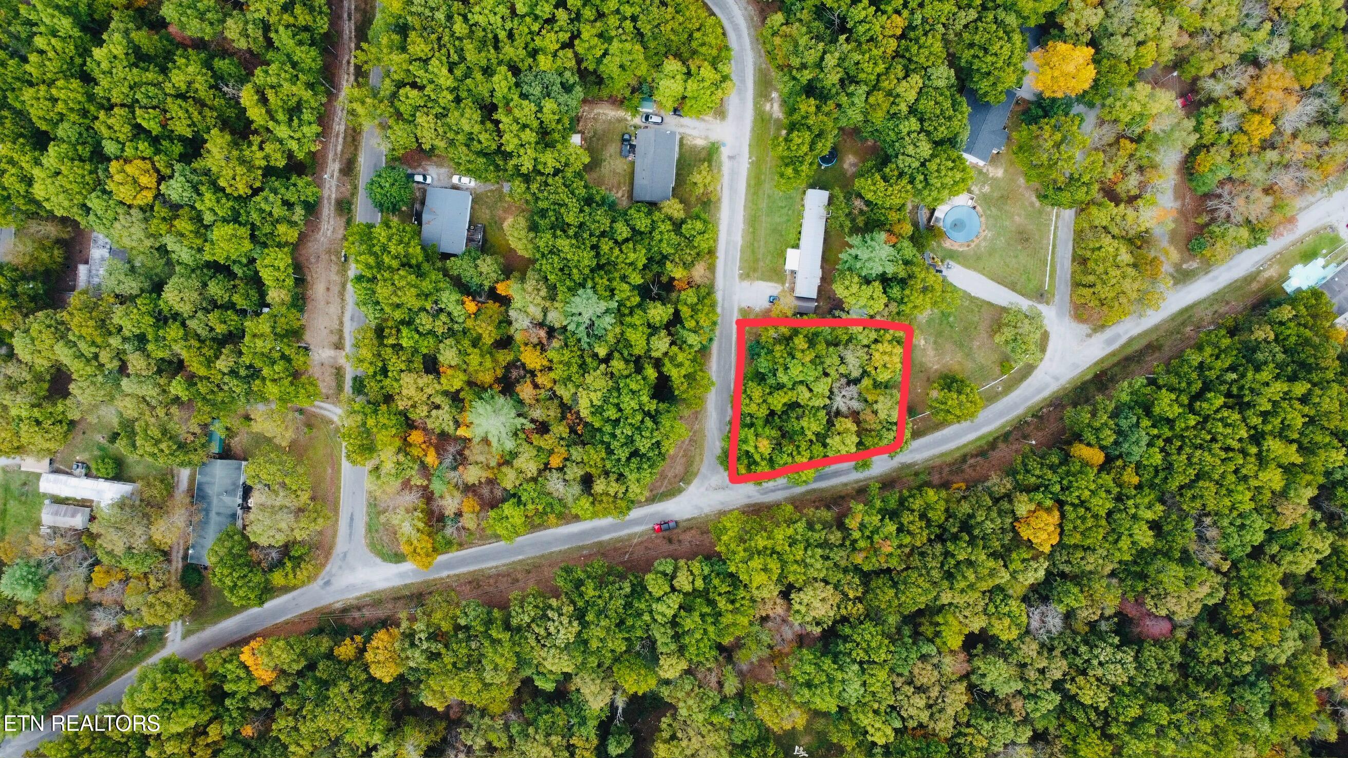 100 Ola Circle Property Photo 16