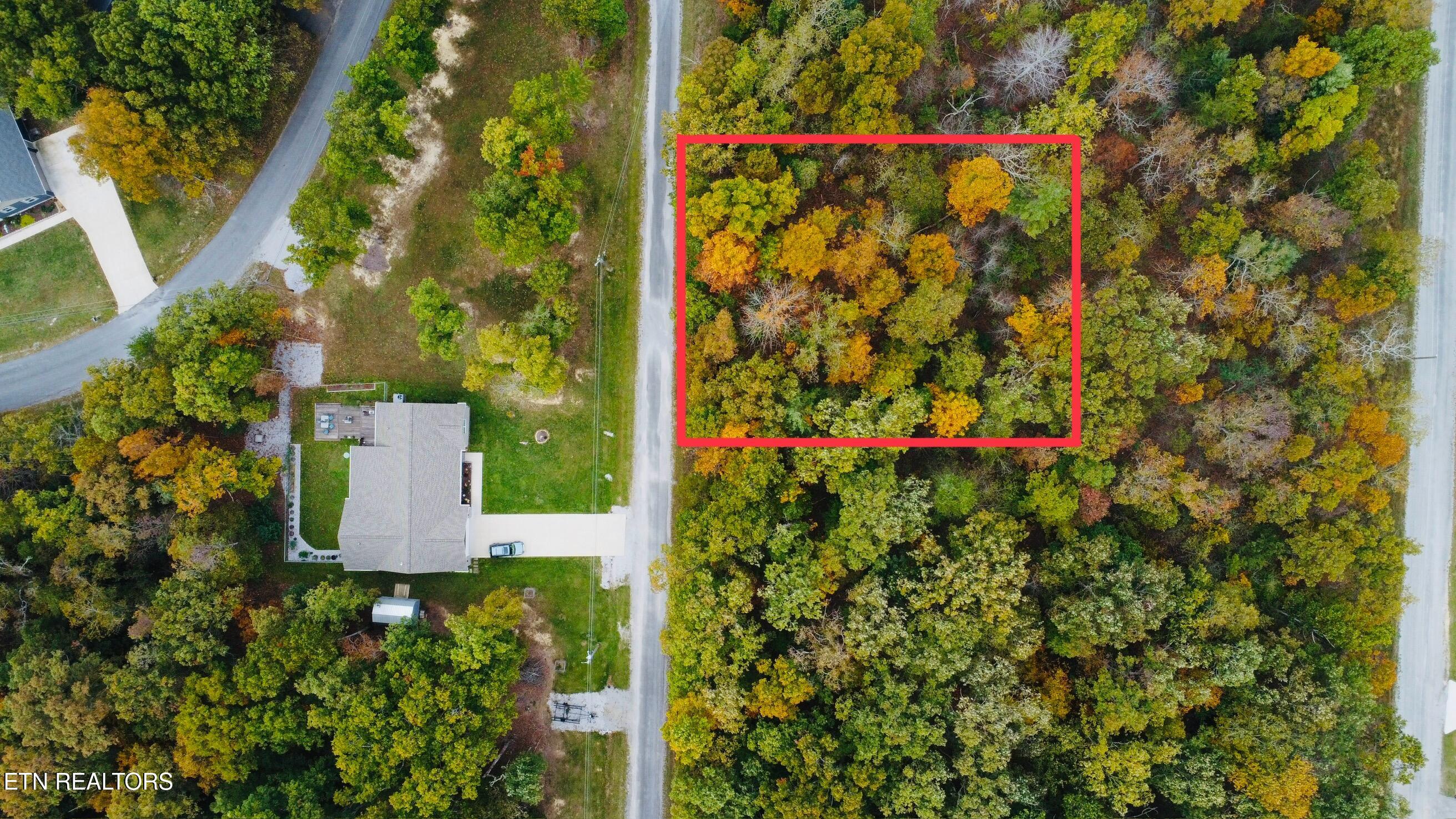 905 Veho Circle Property Photo 1