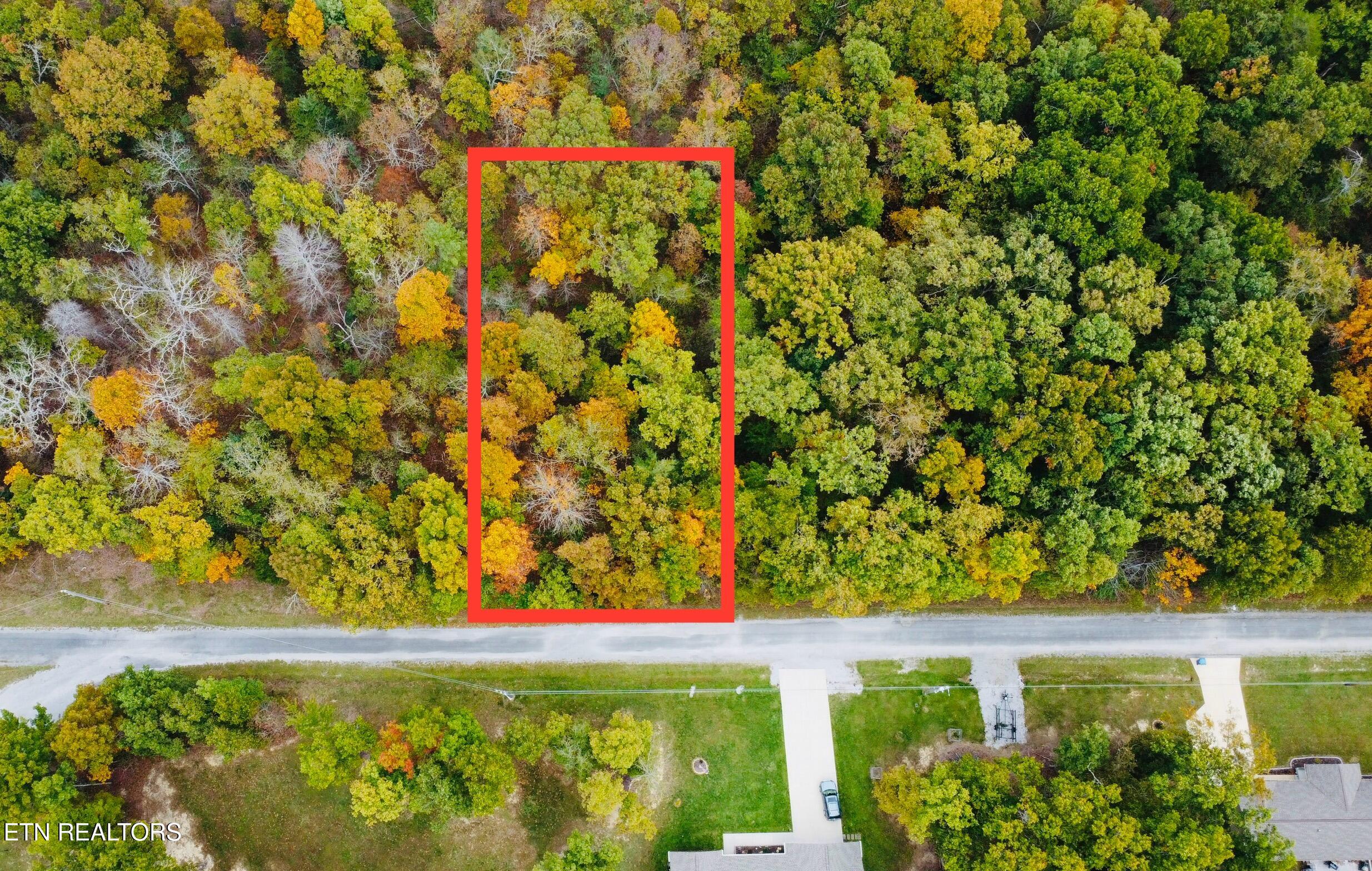 905 Veho Circle Property Photo 2