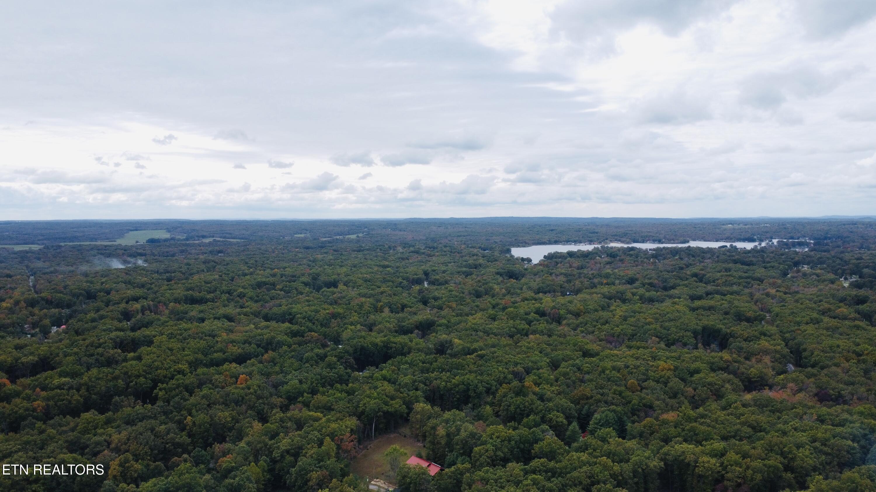 905 Veho Circle Property Photo 11