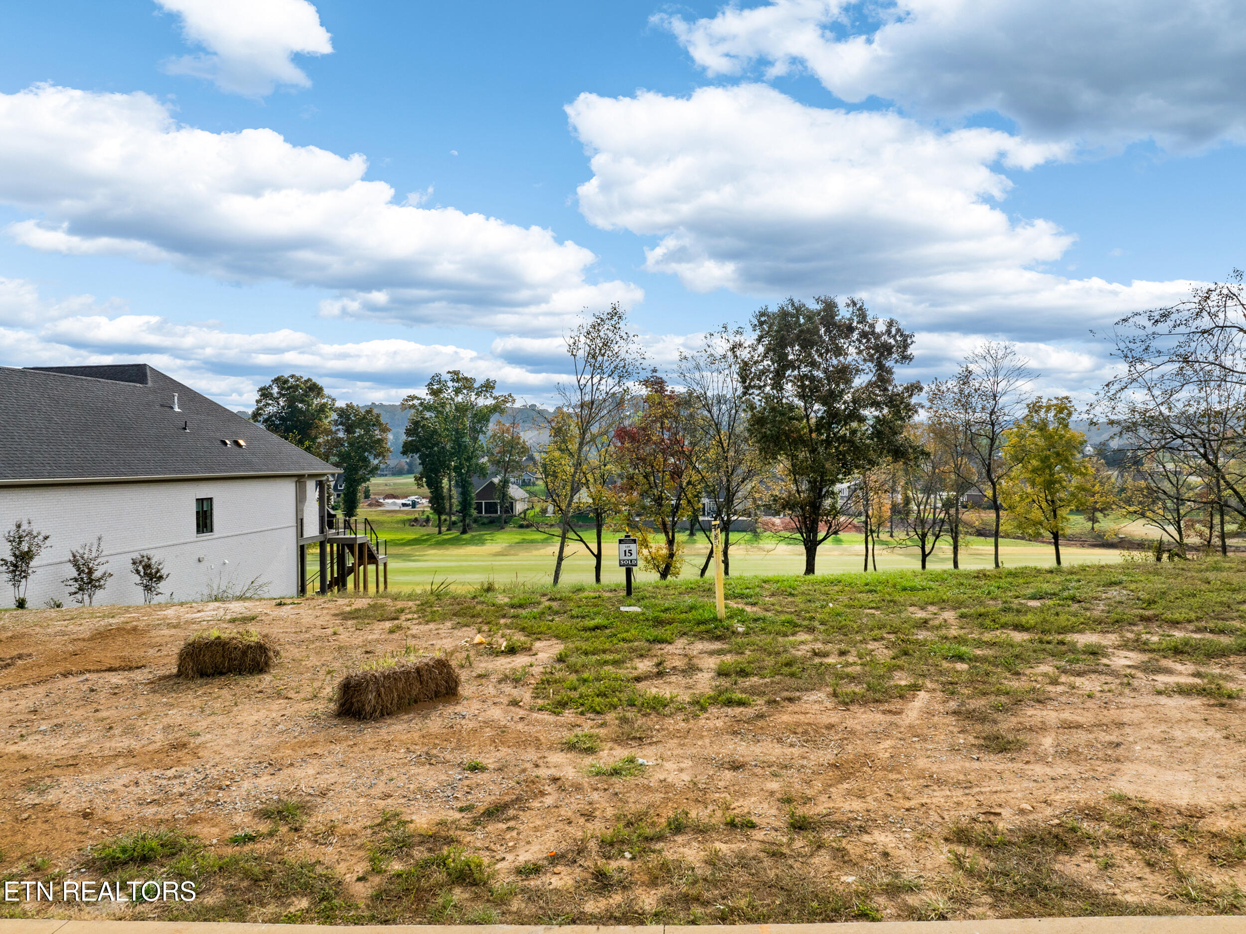 709 Mockingbird Lane Property Photo
