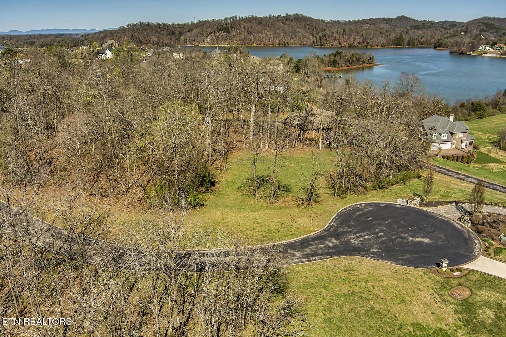 141 Song Sparrow Drive Property Photo 4