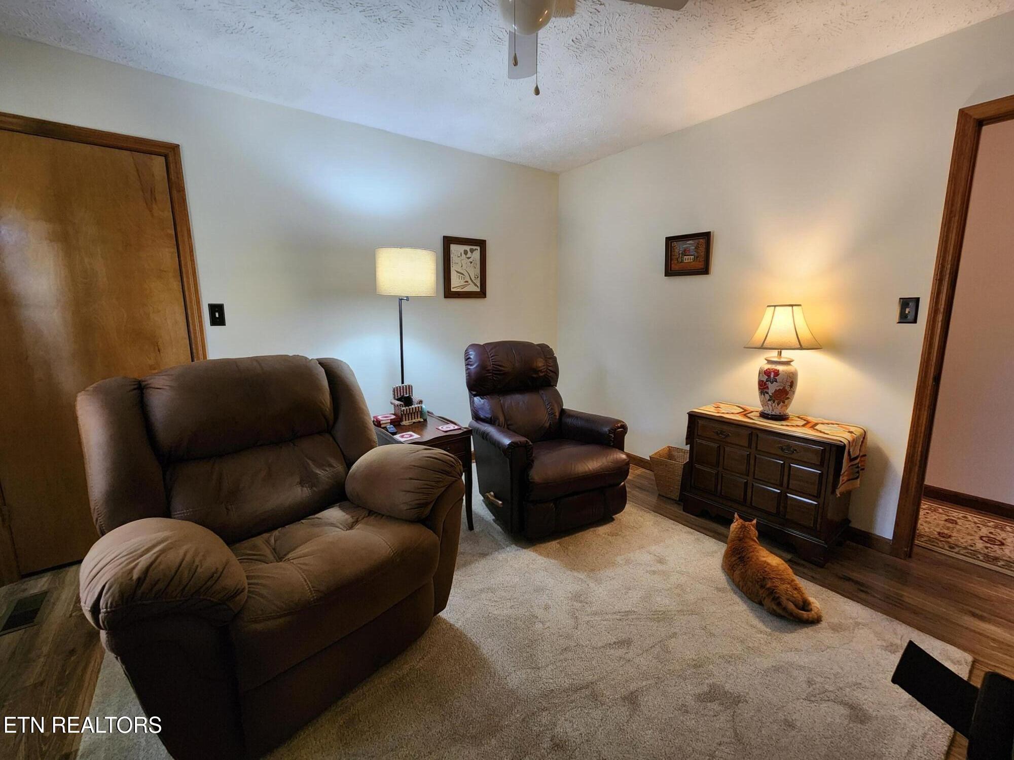 1023 S Dogwood Drive Property Photo 14