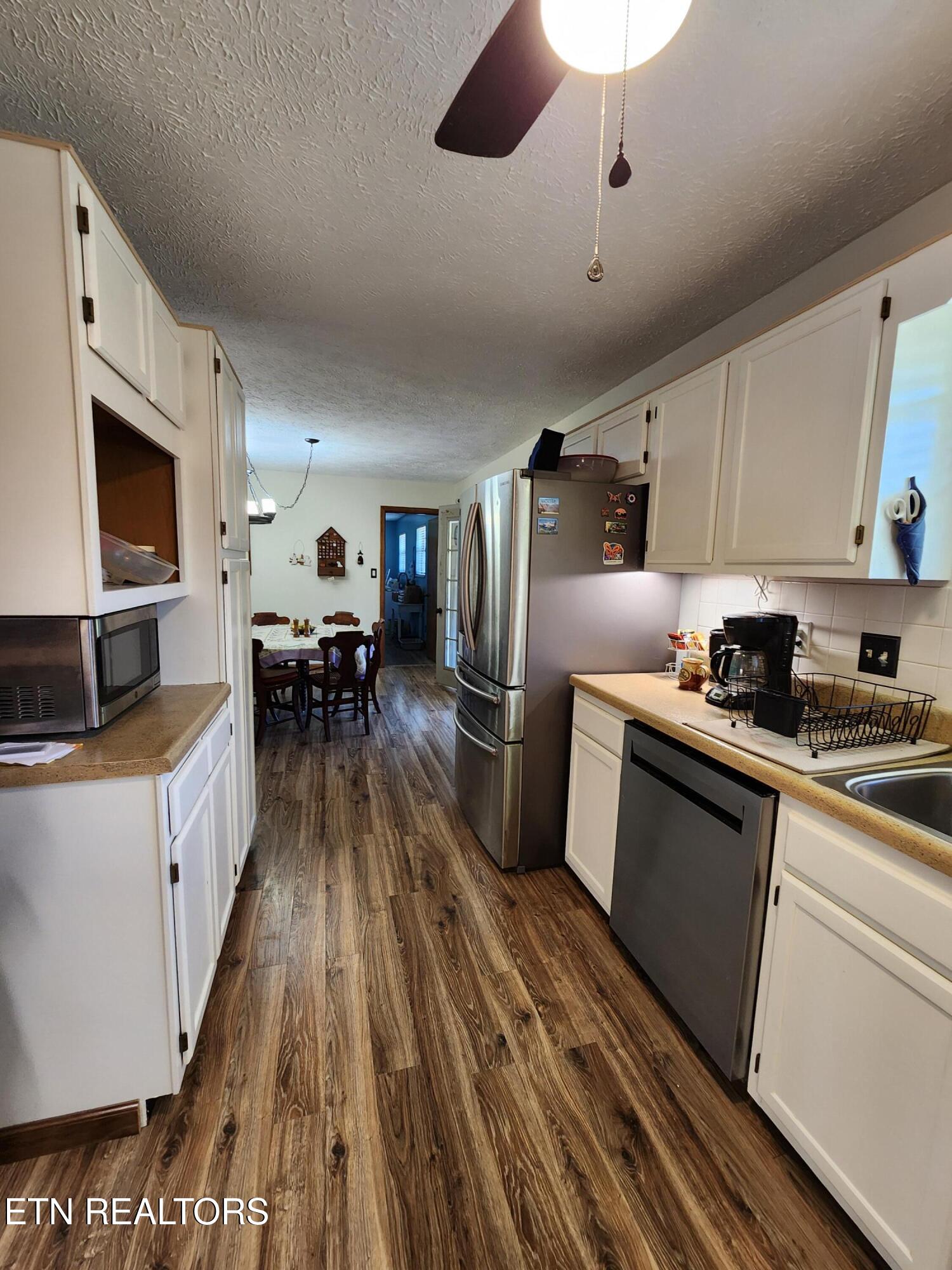 1023 S Dogwood Drive Property Photo 18