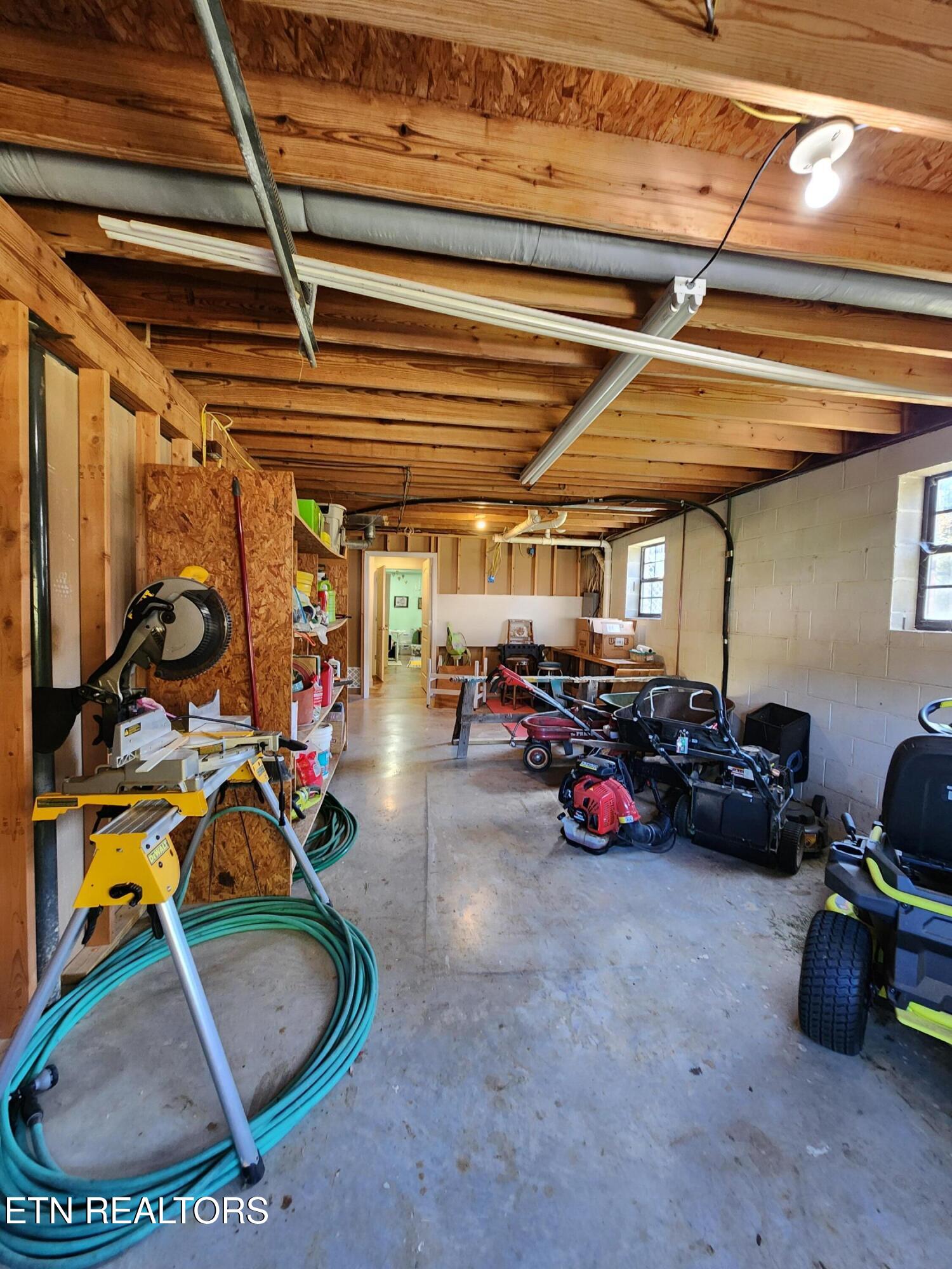 1023 S Dogwood Drive Property Photo 37